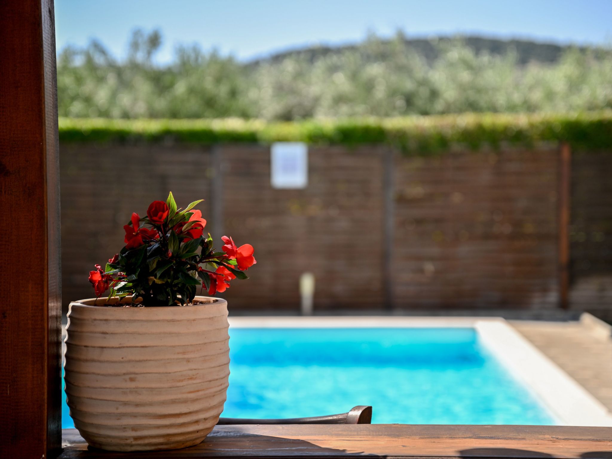 Charmantes Ferienhaus in Donje Rastane-Drinnen