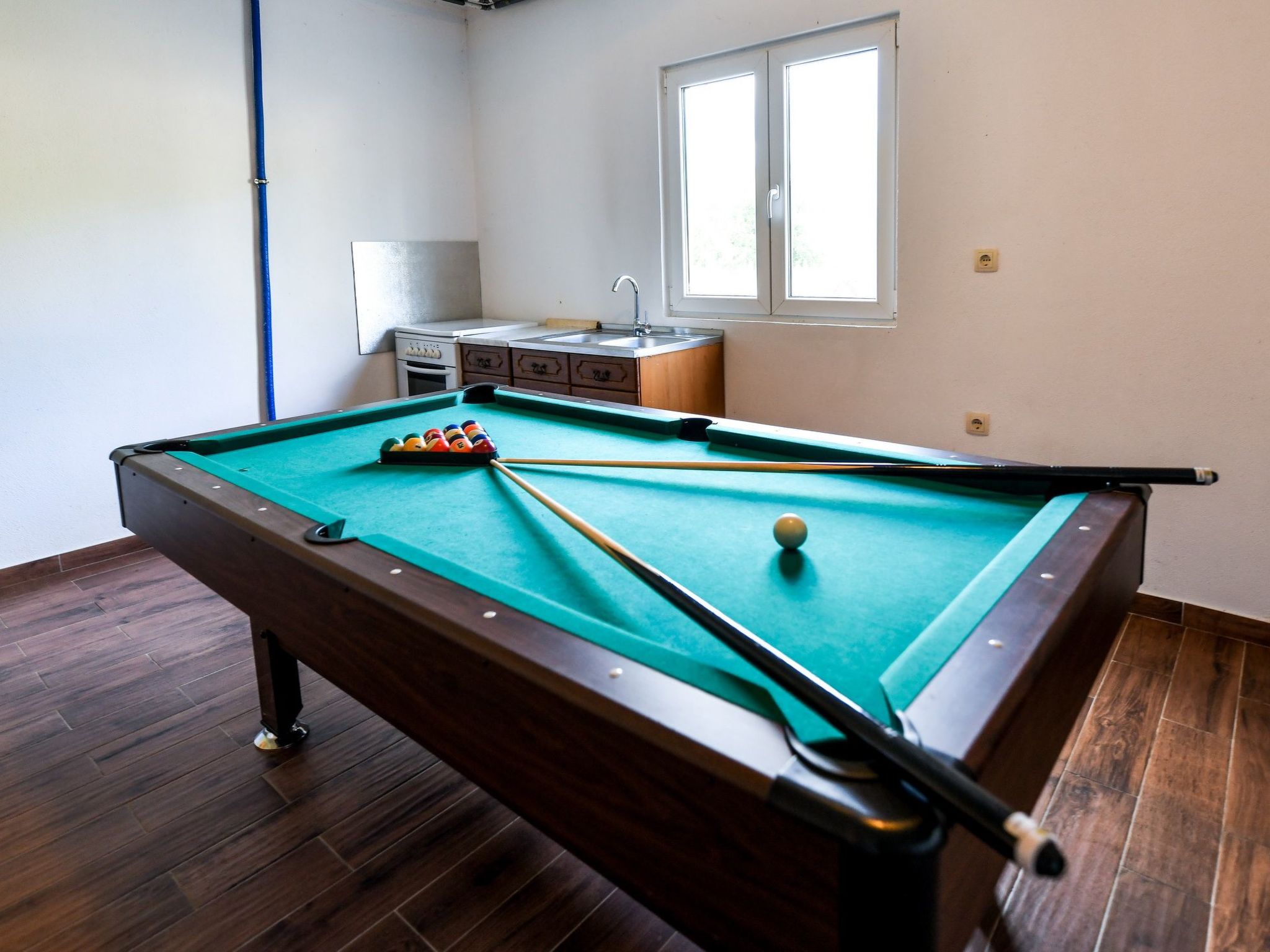 Charmantes Ferienhaus in Donje Rastane-Drinnen