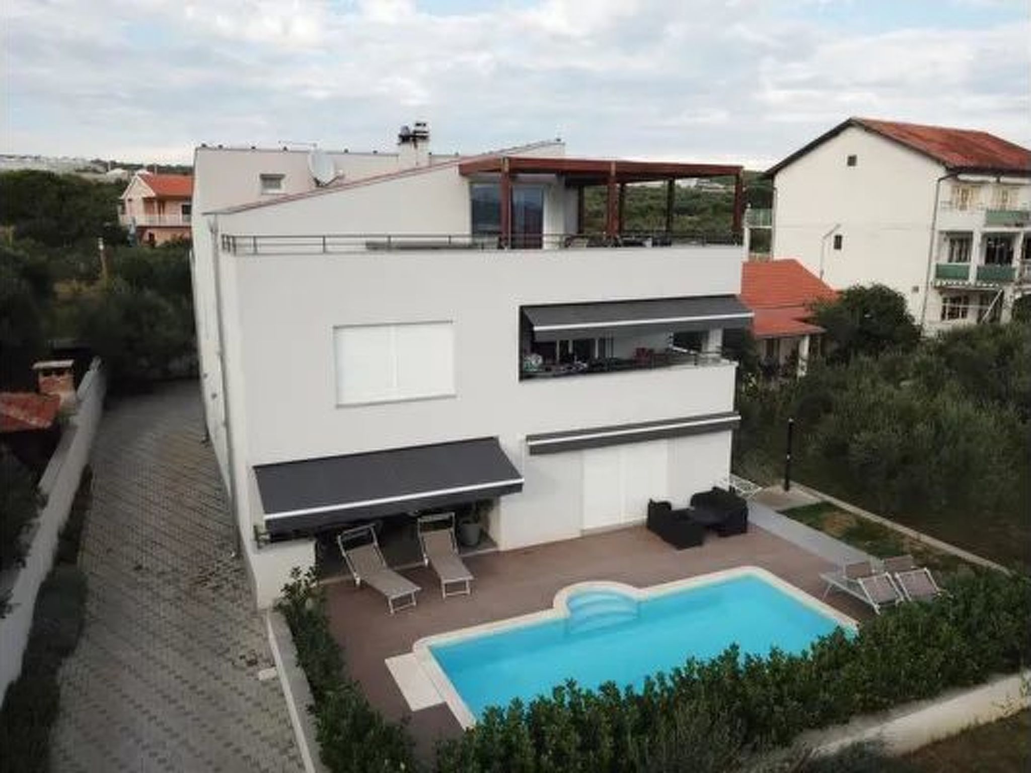 Komfortable Wohnung mit privatem Jacuzzi-Inside