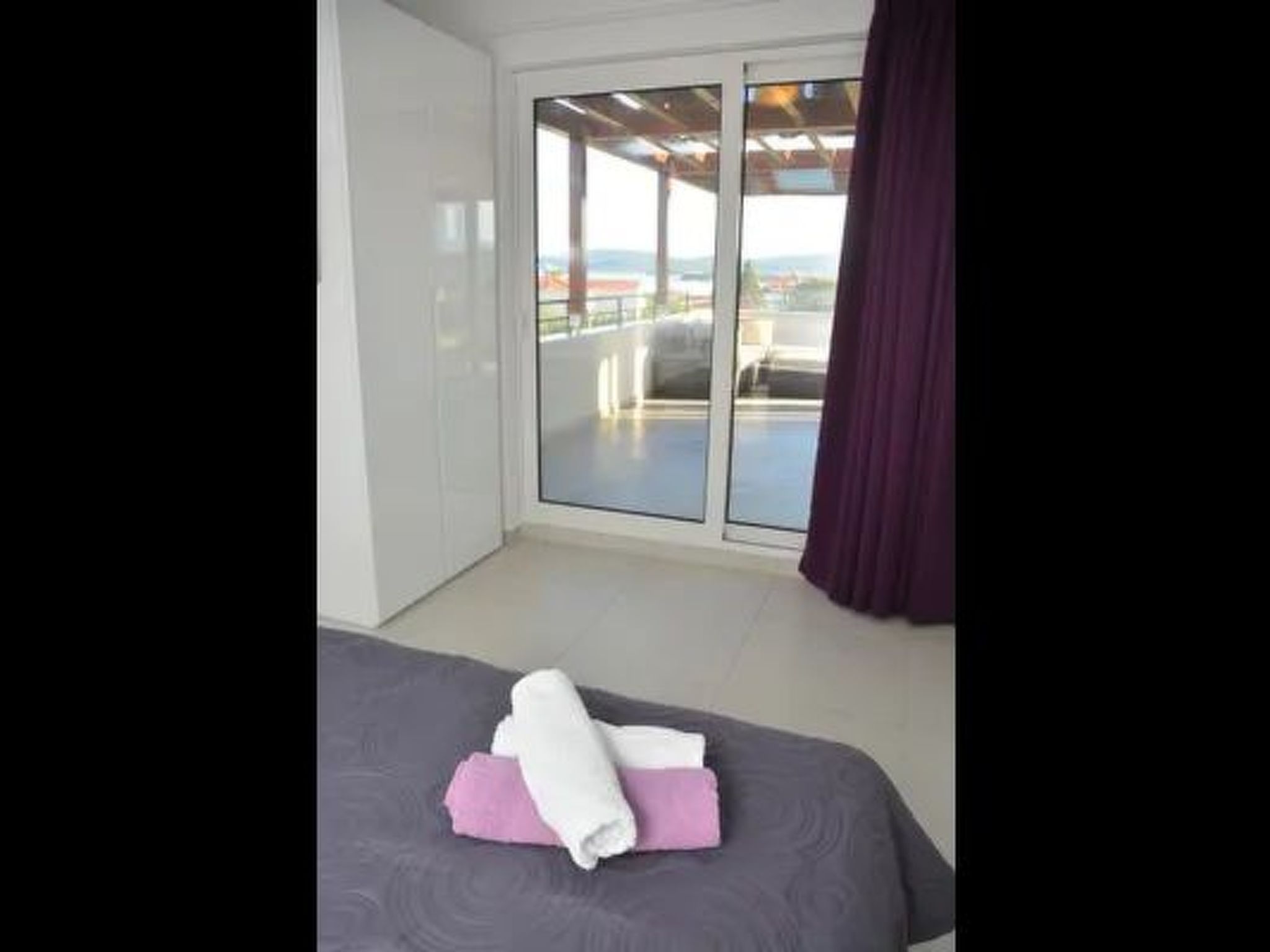 Komfortable Wohnung mit privatem Jacuzzi-Inside