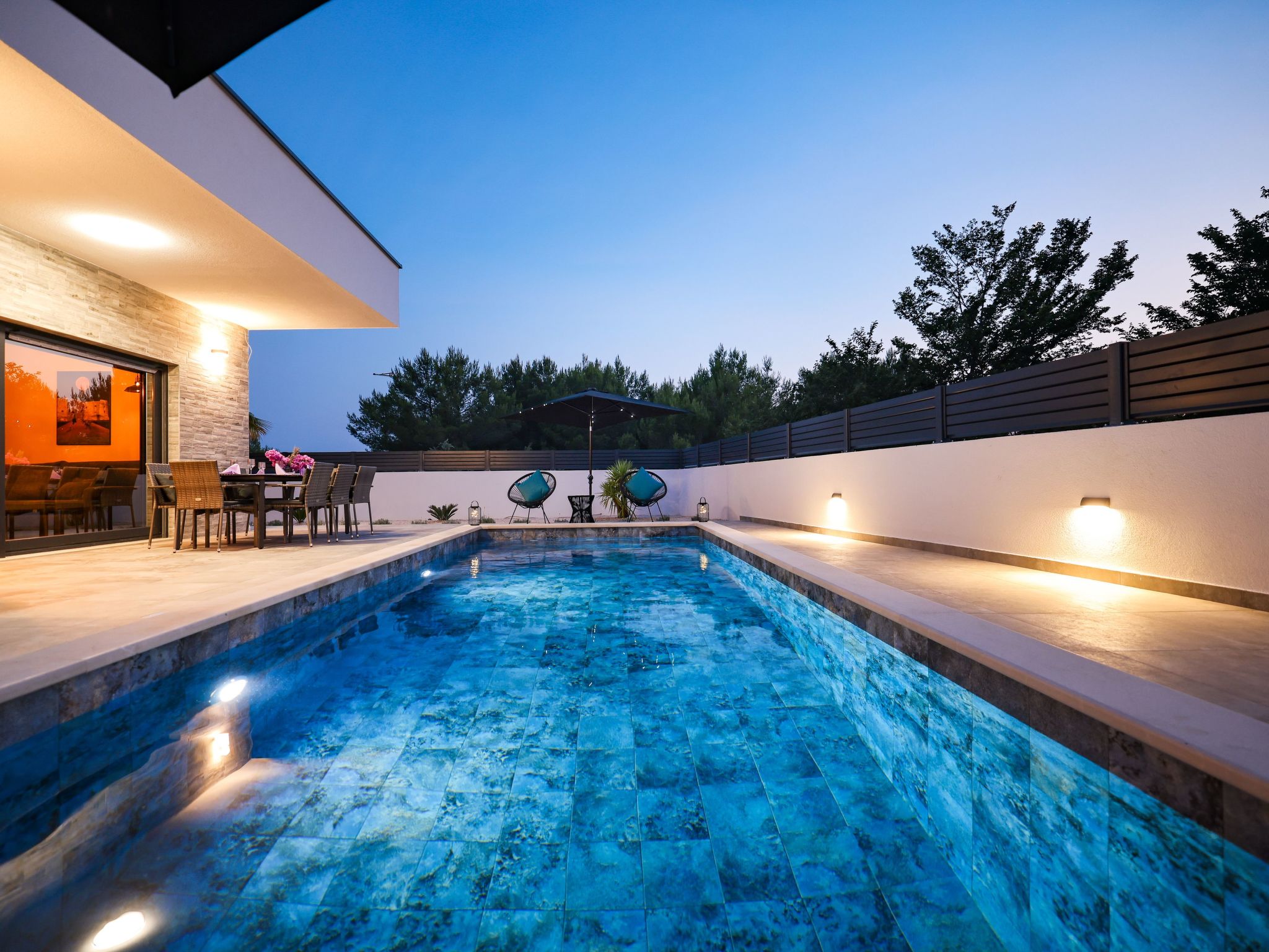 Villain Turanj-Image-tags.info