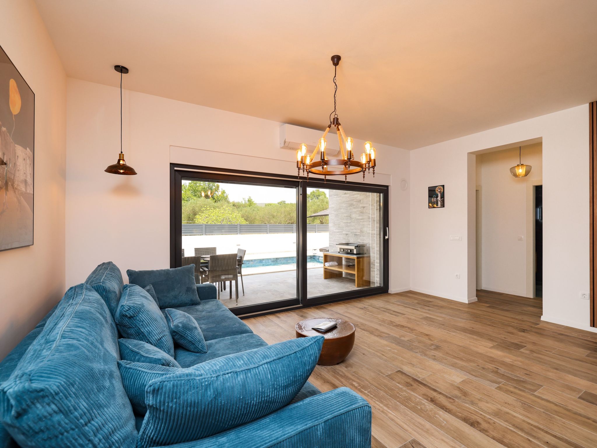 Villain Turanj-Image-tags.info