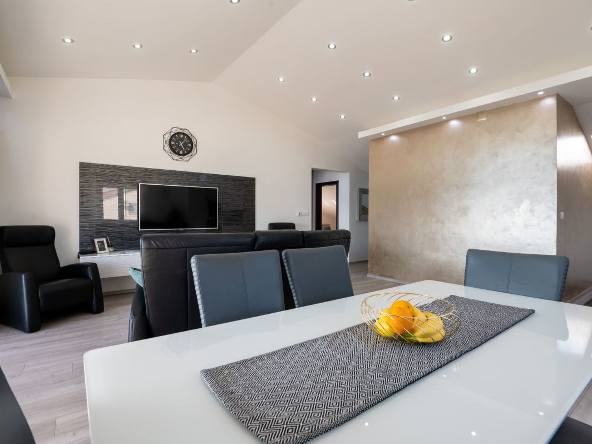 Wohnung in Turanj mit sicherem Parkplatz-Drinnen