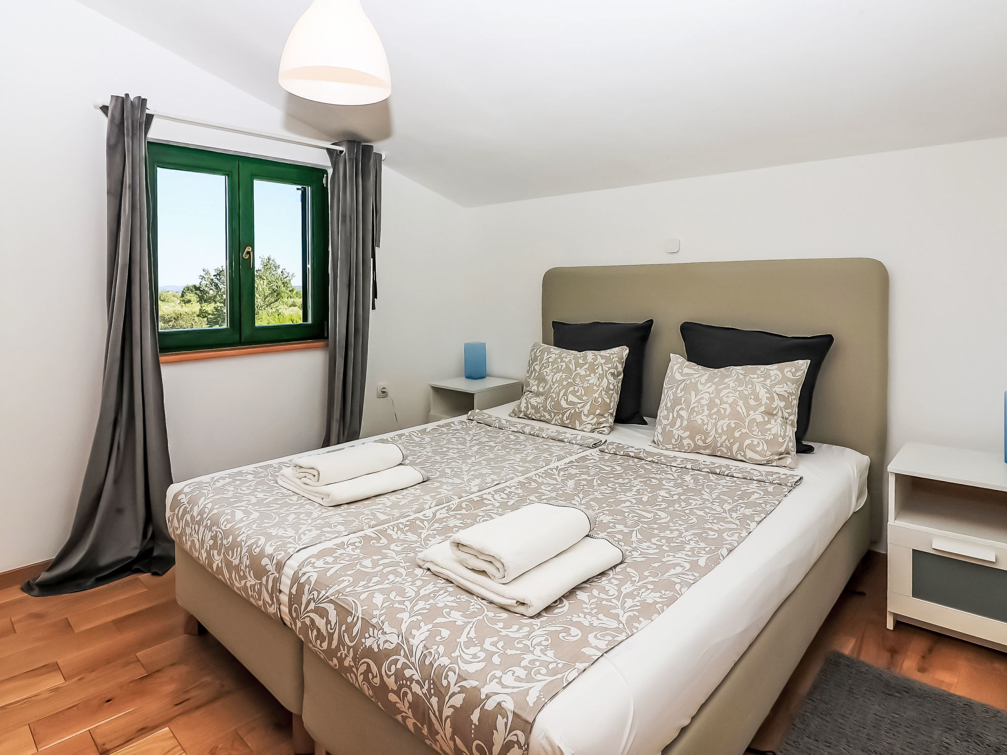 Maison Anwesen "Steinperle mit beheiztem Schwimmbad" – Chambre, photo 15 sur 34