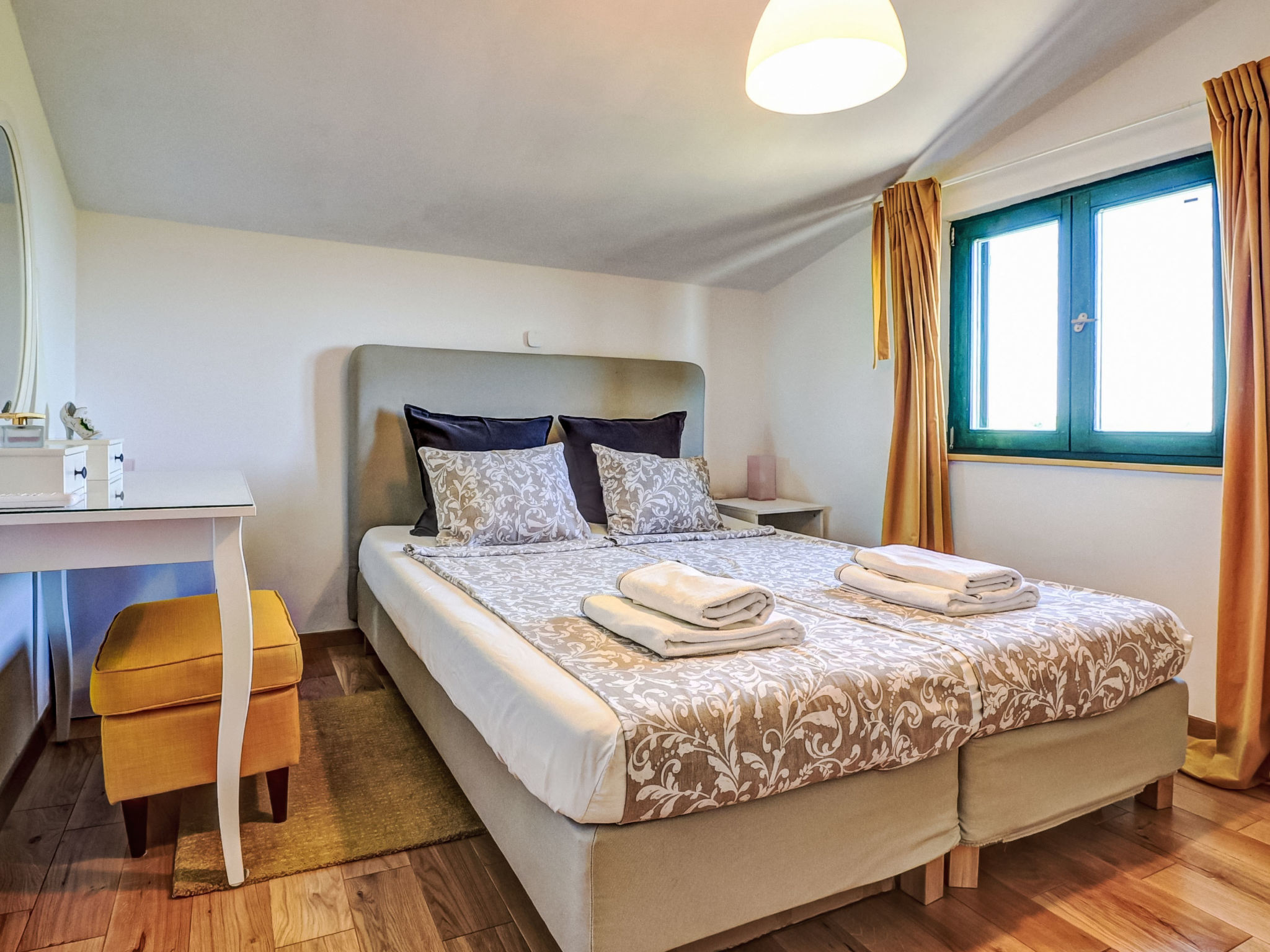 Maison Anwesen "Steinperle mit beheiztem Schwimmbad" – Chambre, photo 13 sur 34