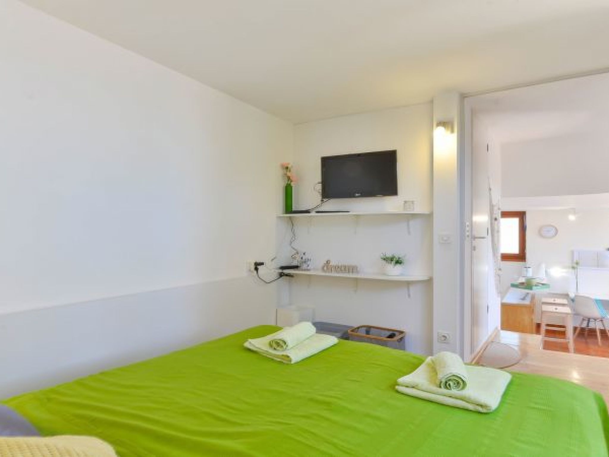 Beachfront Holiday home Maestral - Image-tags.info