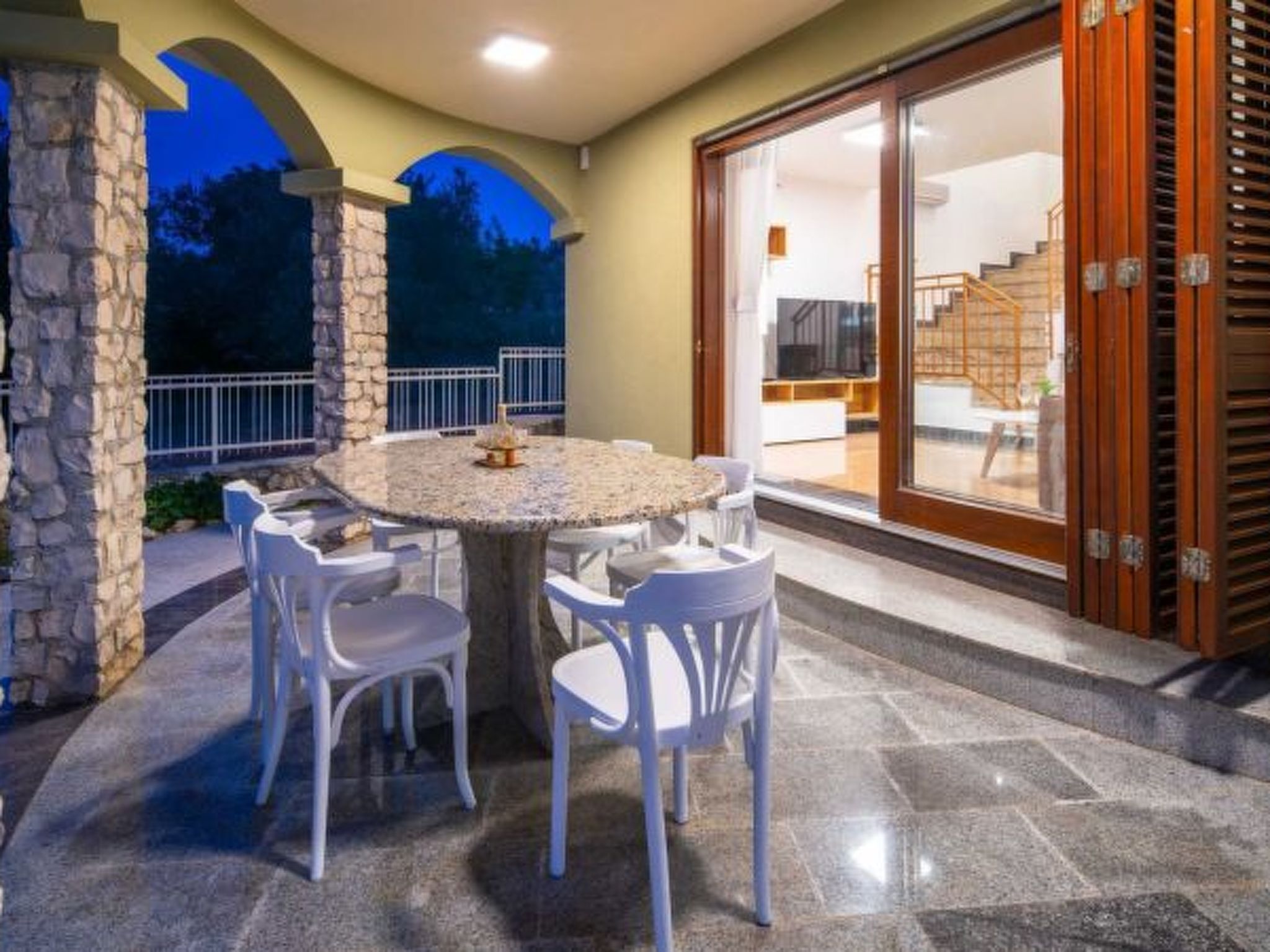 Charming Villa Rea, 8+2 with heated pool
