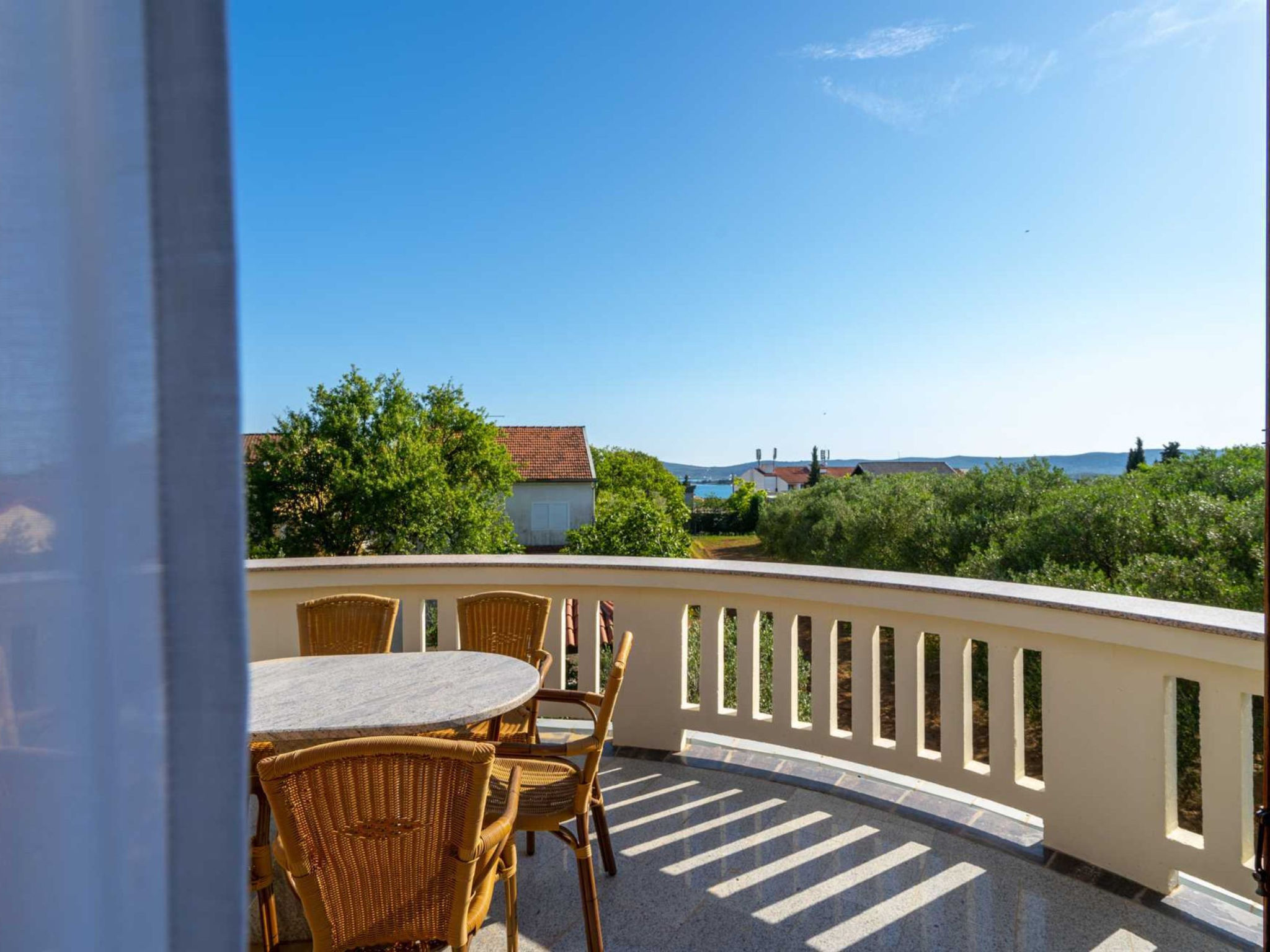 Charming Villa Rea, 8+2 with heated pool