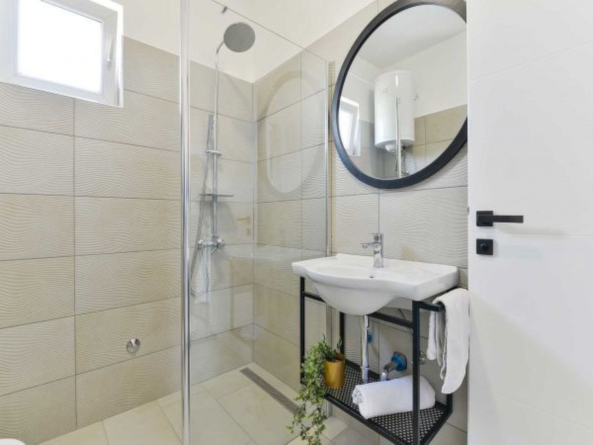 Holiday house Bianca with pool - Image-tags.info