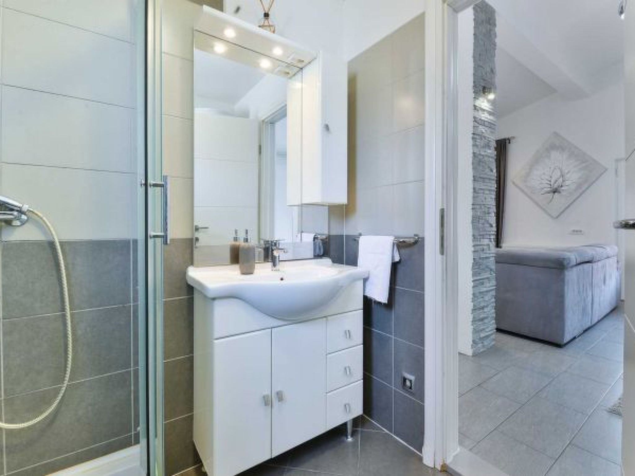 Holiday house Bianca with pool - Image-tags.info