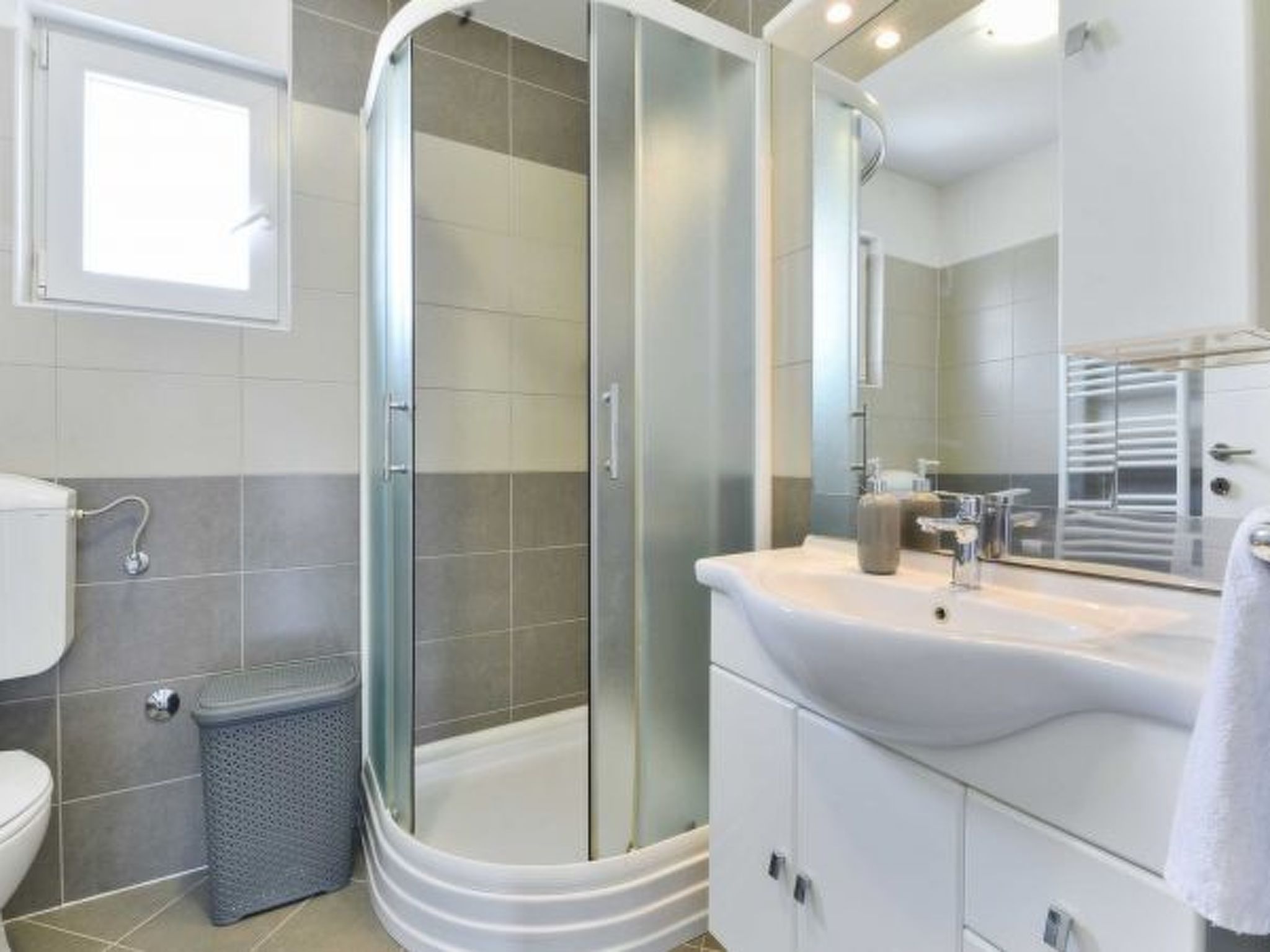 Holiday house Bianca with pool - Image-tags.info