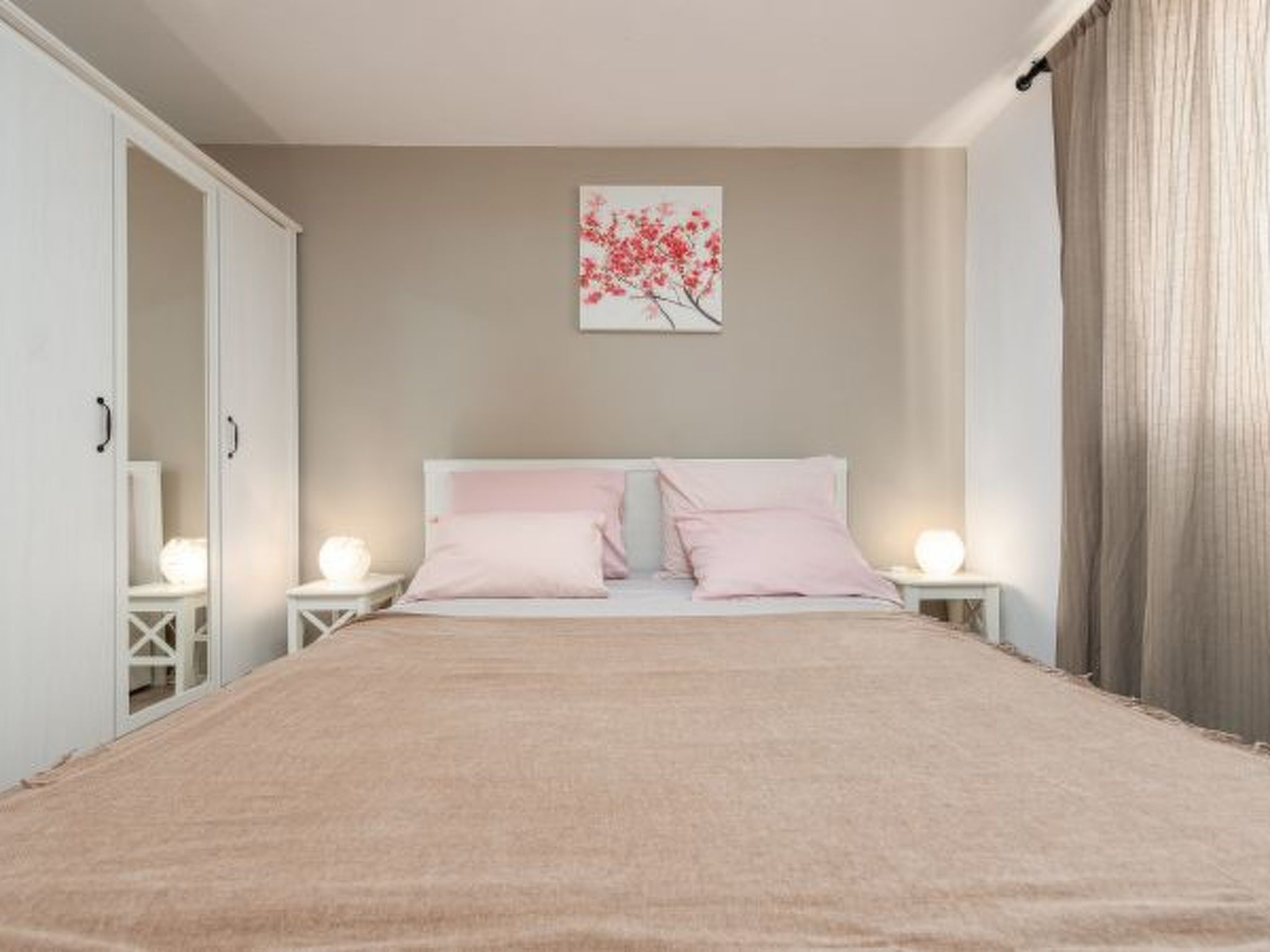 Holiday house Tina with jacuzzi and pool - Image-tags.info