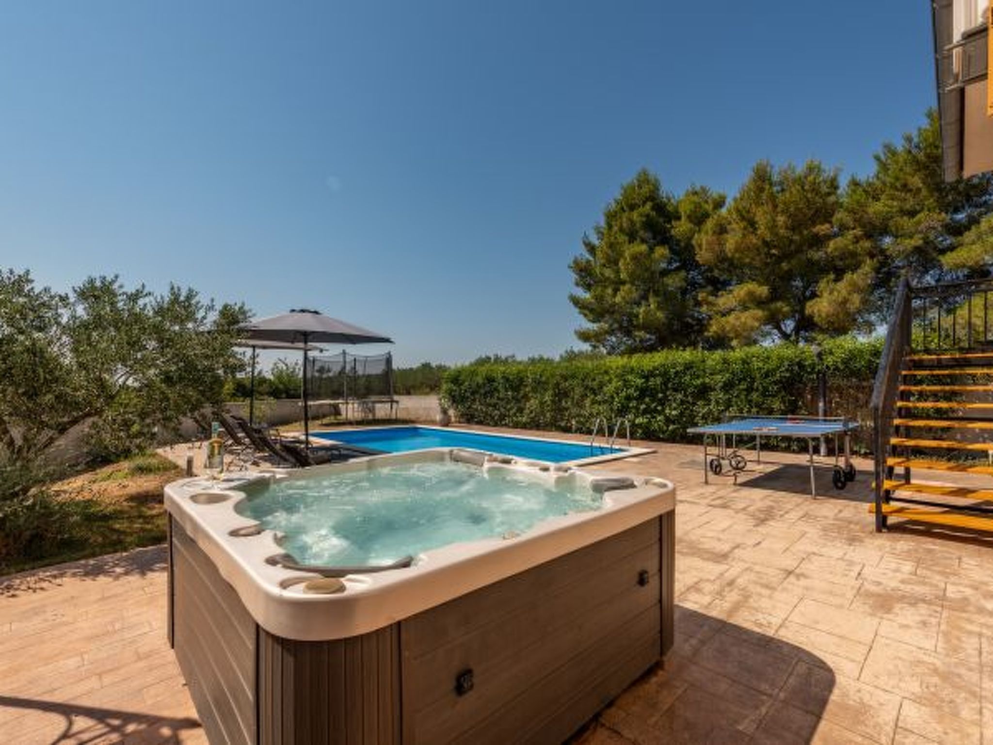 Holiday house Tina with jacuzzi and pool - Image-tags.info