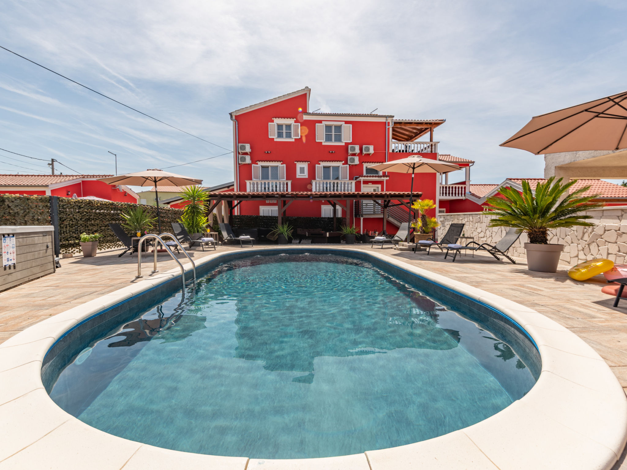 Xxxl Villa Ancora with heated pool