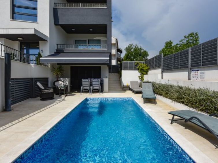 Villa Azzuro With Jacuzzi And Pool - Biograd na Moru