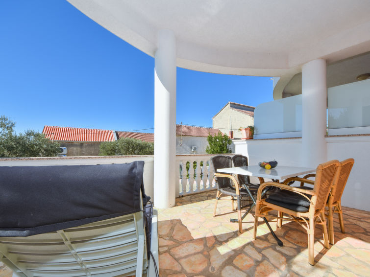 Search and Stay destination Sveti Filip i Jakov, Zadarska županija - Croatia from AU$ 79. Villa Karolina