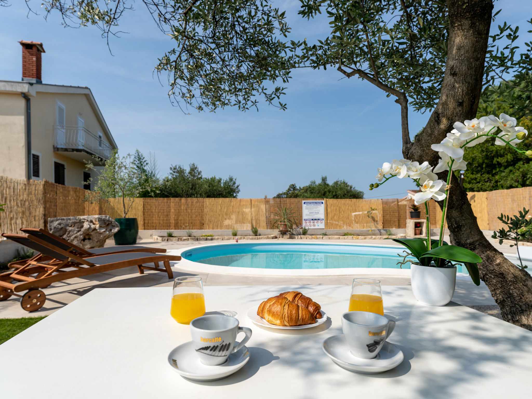 Vakantiehuis met privé zwembad in Sv. Filip i Jakov (Kroatië) voor 4 personen