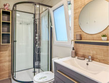 Hosekra Hišica: Splinternieuwe mobilhome op 100m van zee in Sv. Filip i Jakov - thumbnail 5