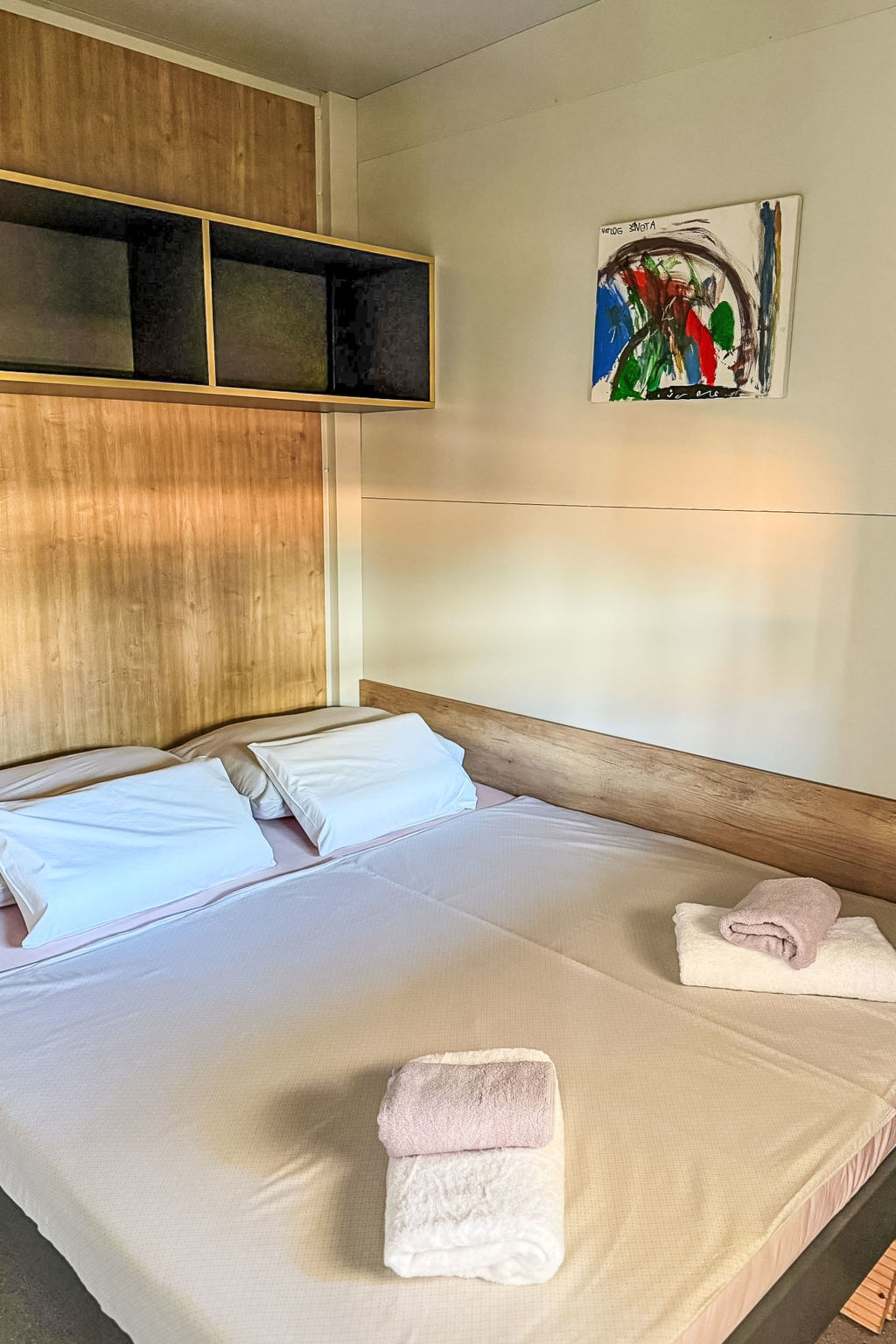 Hosekra Hišica-Binnen