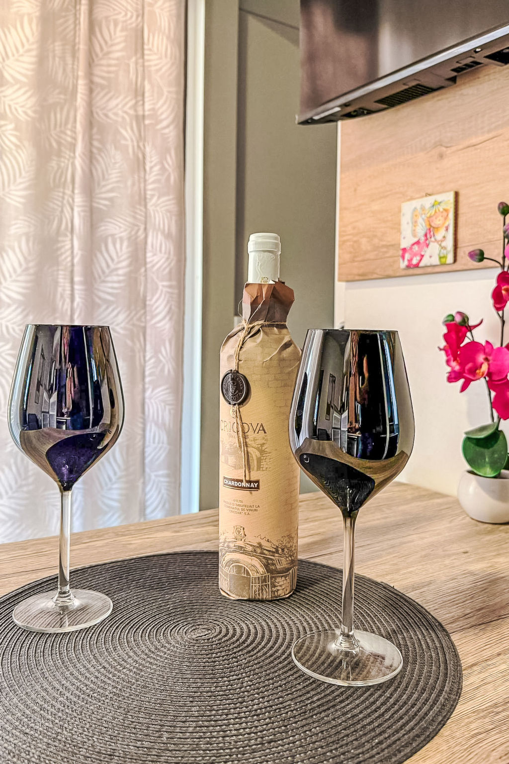 Hosekra Hišica-Binnen