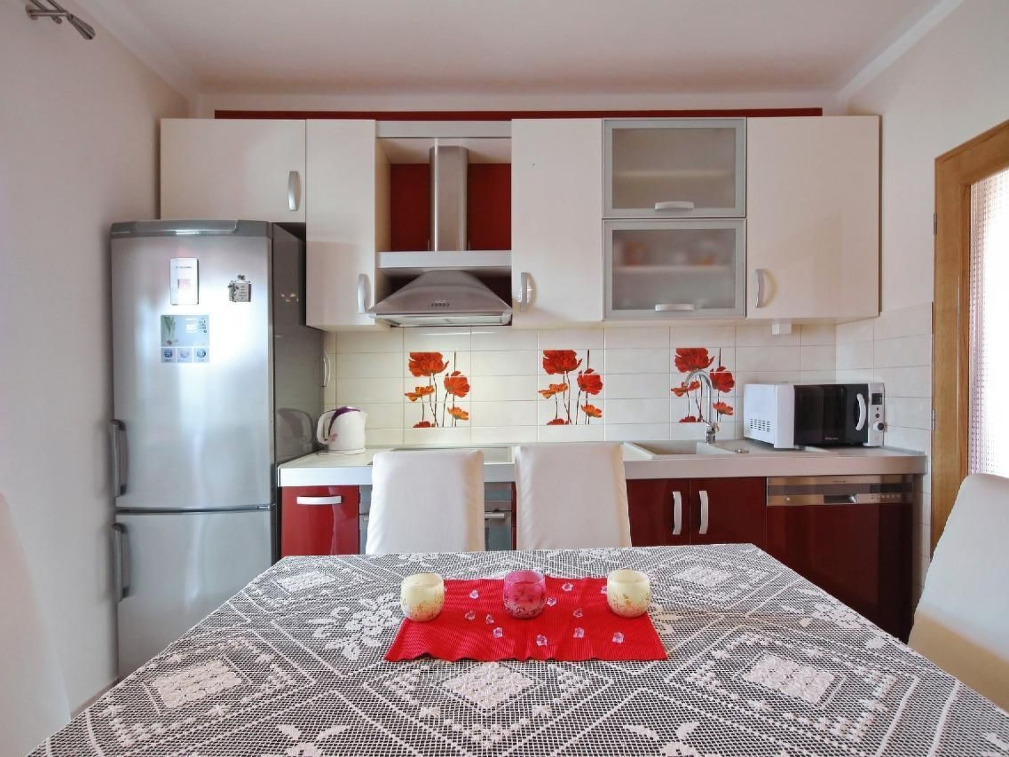 Gesamte Wohnung in Sveti Filip I Jakov mit Gemeinsamem Garten-Image-tags.info