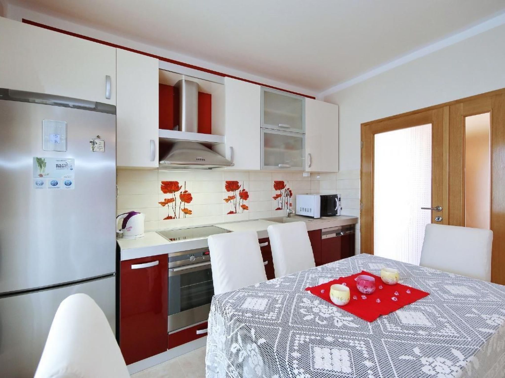 Gesamte Wohnung in Sveti Filip I Jakov mit Gemeinsamem Garten-Image-tags.info