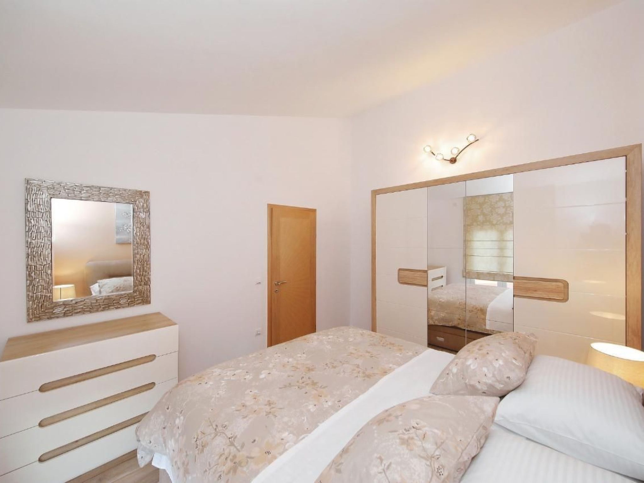 Stilvolle Wohnung "Marko" mit privatem Parkplatz-Image-tags.info