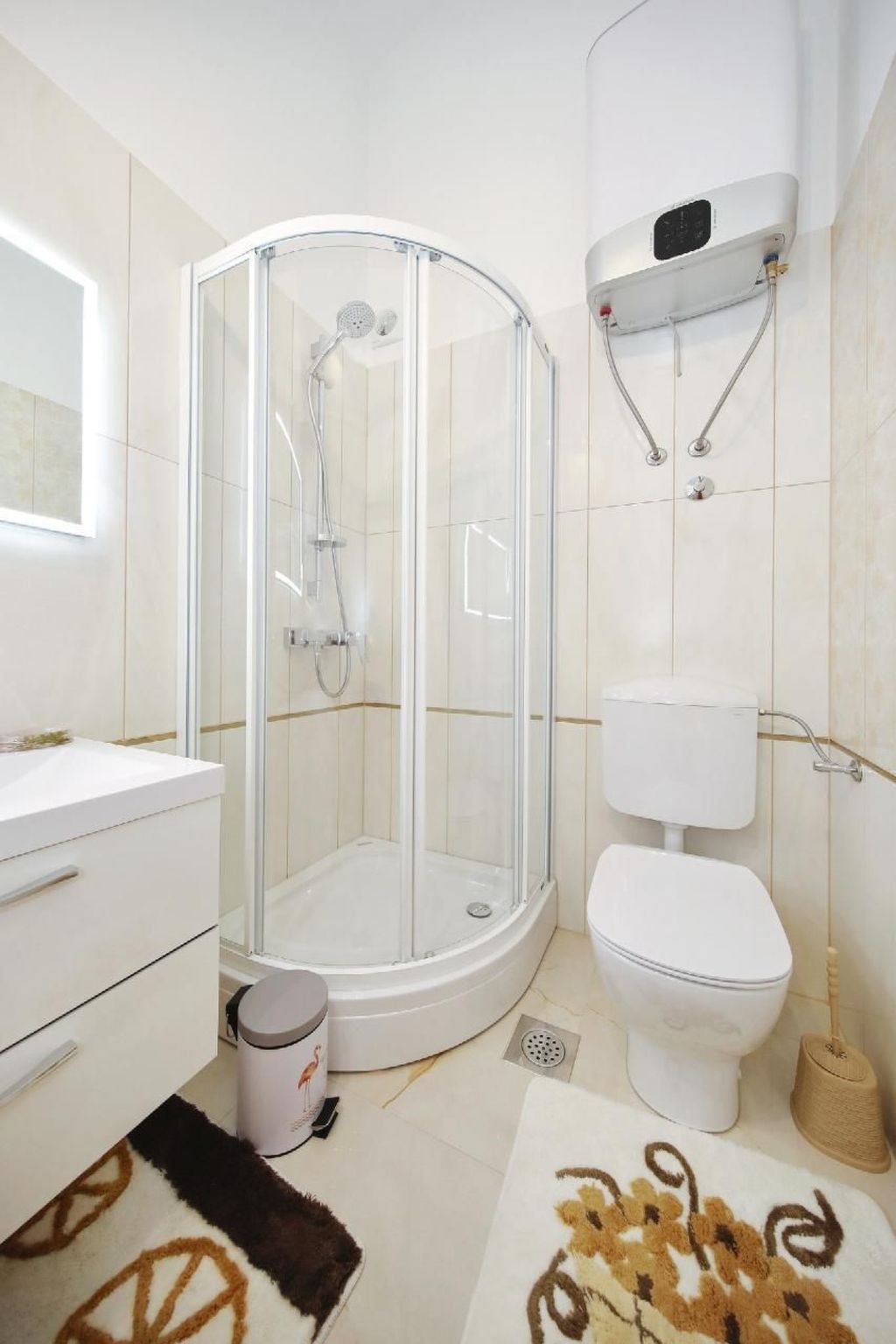 Stilvolle Wohnung "Marko" mit privatem Parkplatz-Image-tags.info