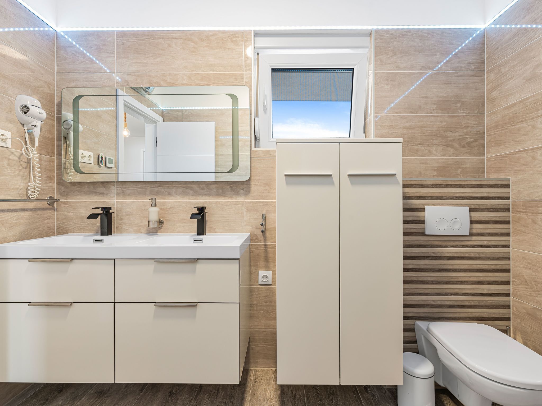 Unknown Accommodation-Binnen