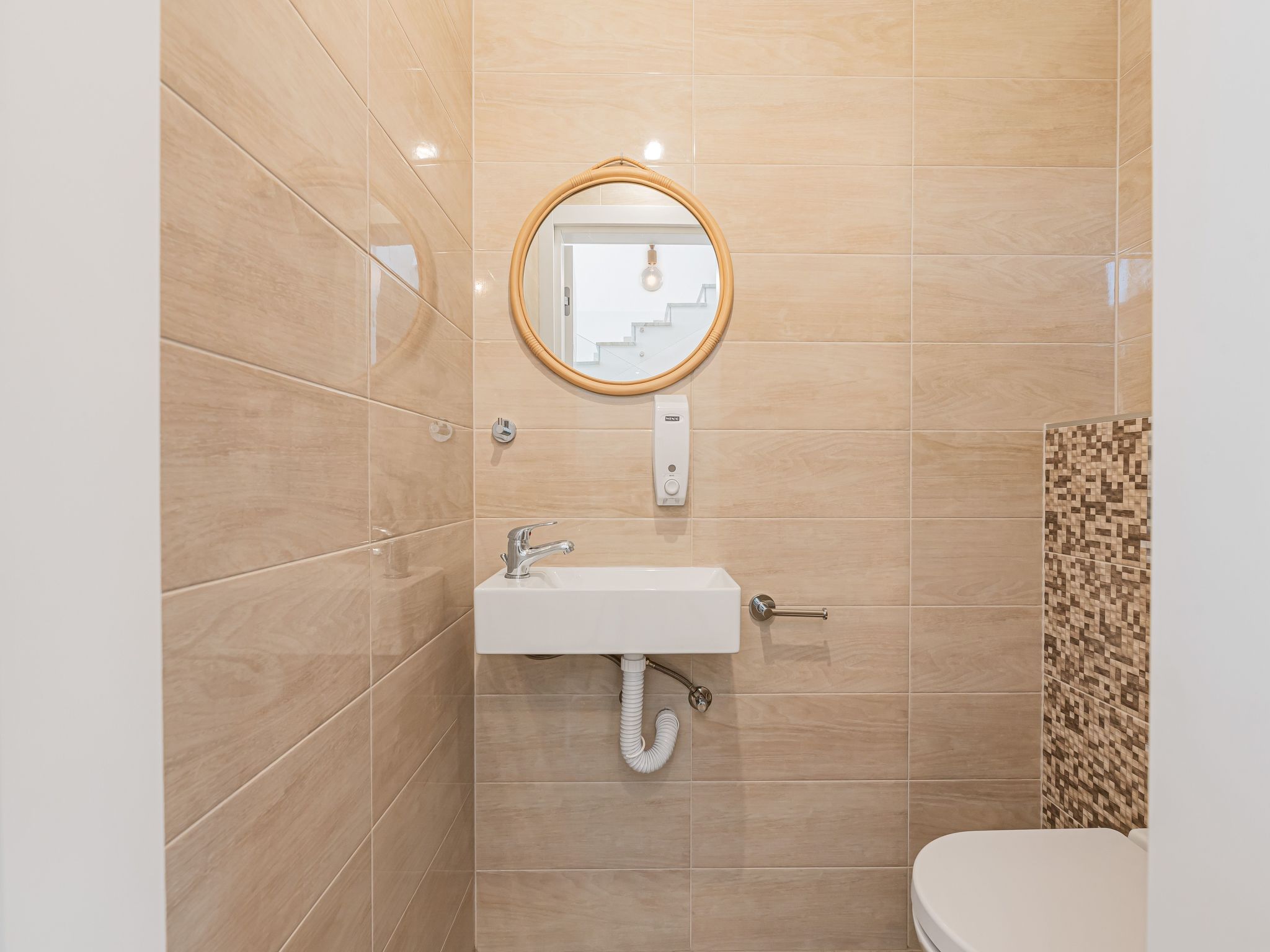 Unknown Accommodation-Binnen