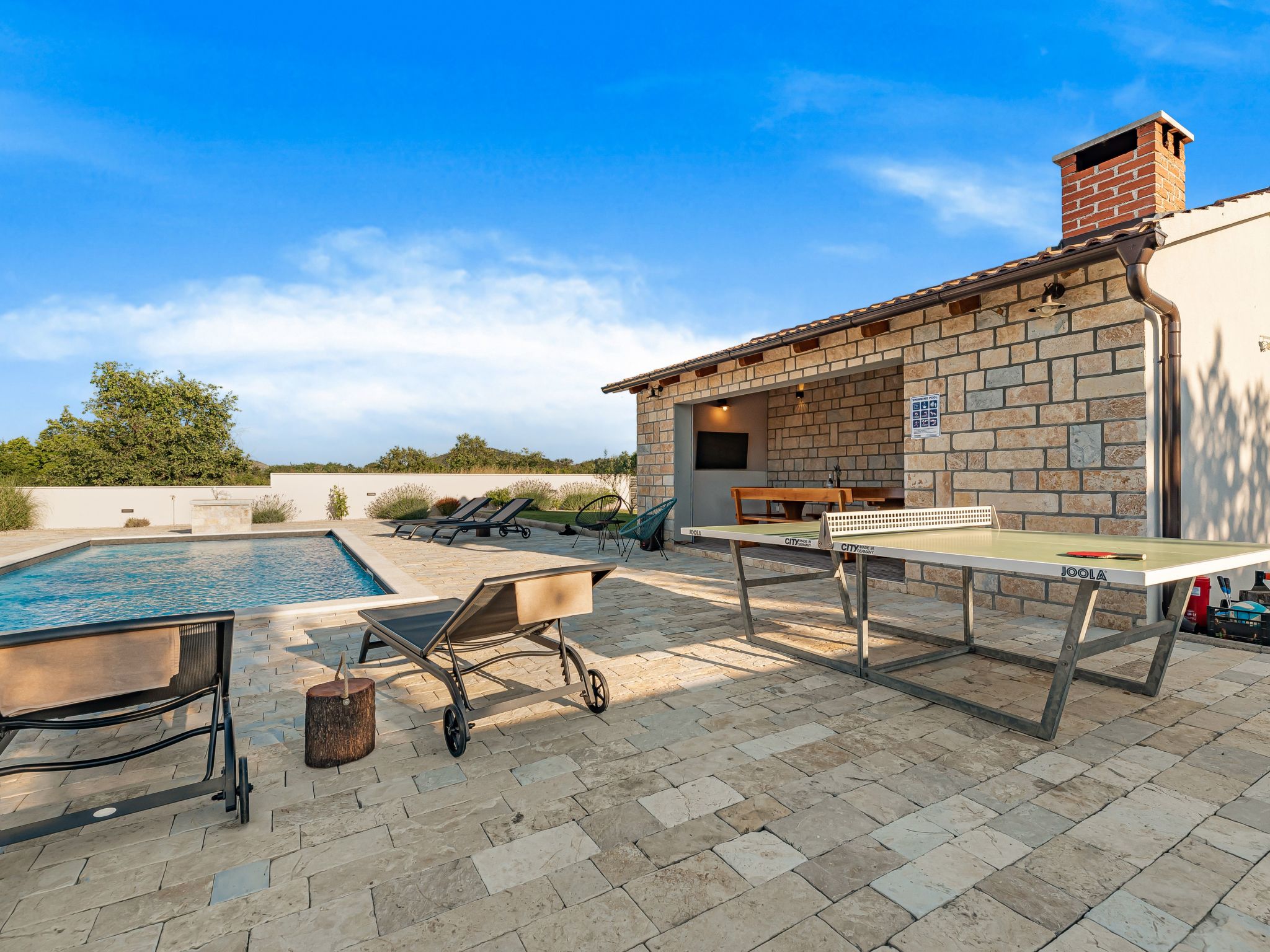 Unknown Accommodation-Binnen