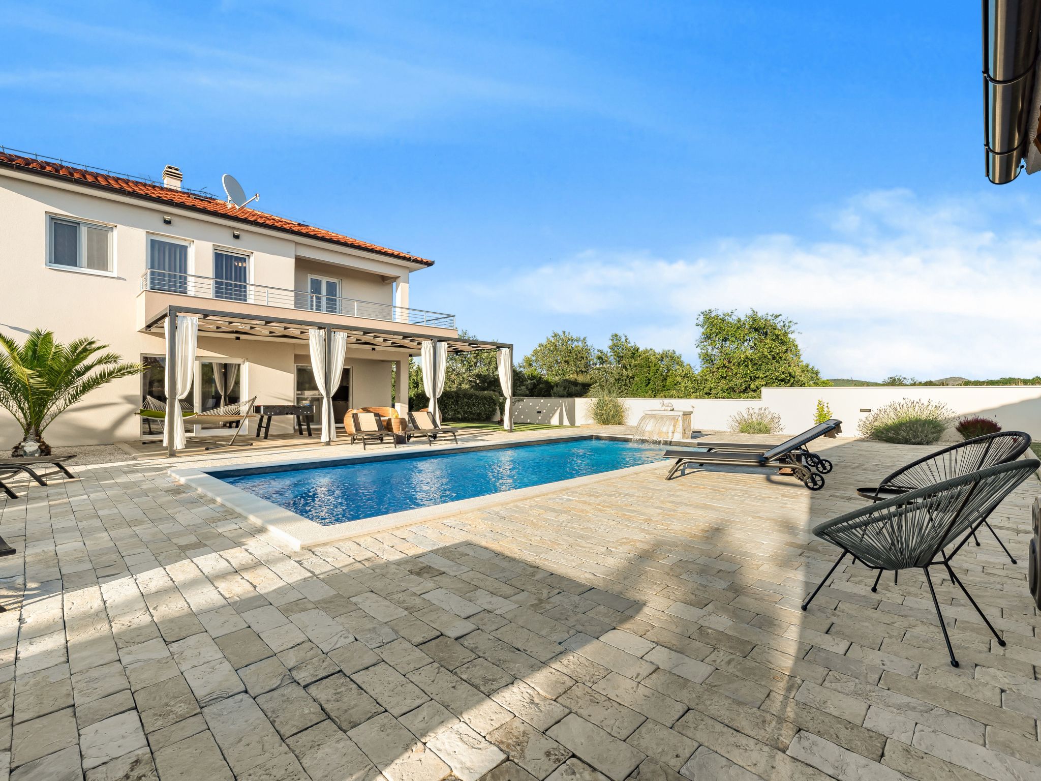 Unknown Accommodation-Binnen