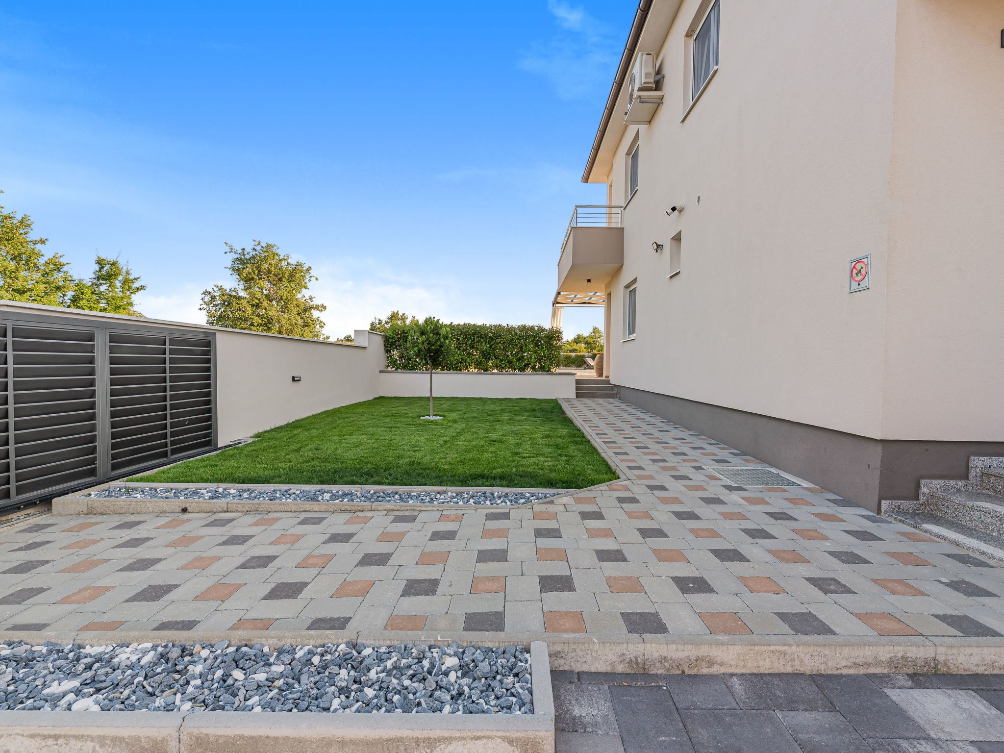 Unknown Accommodation-Binnen