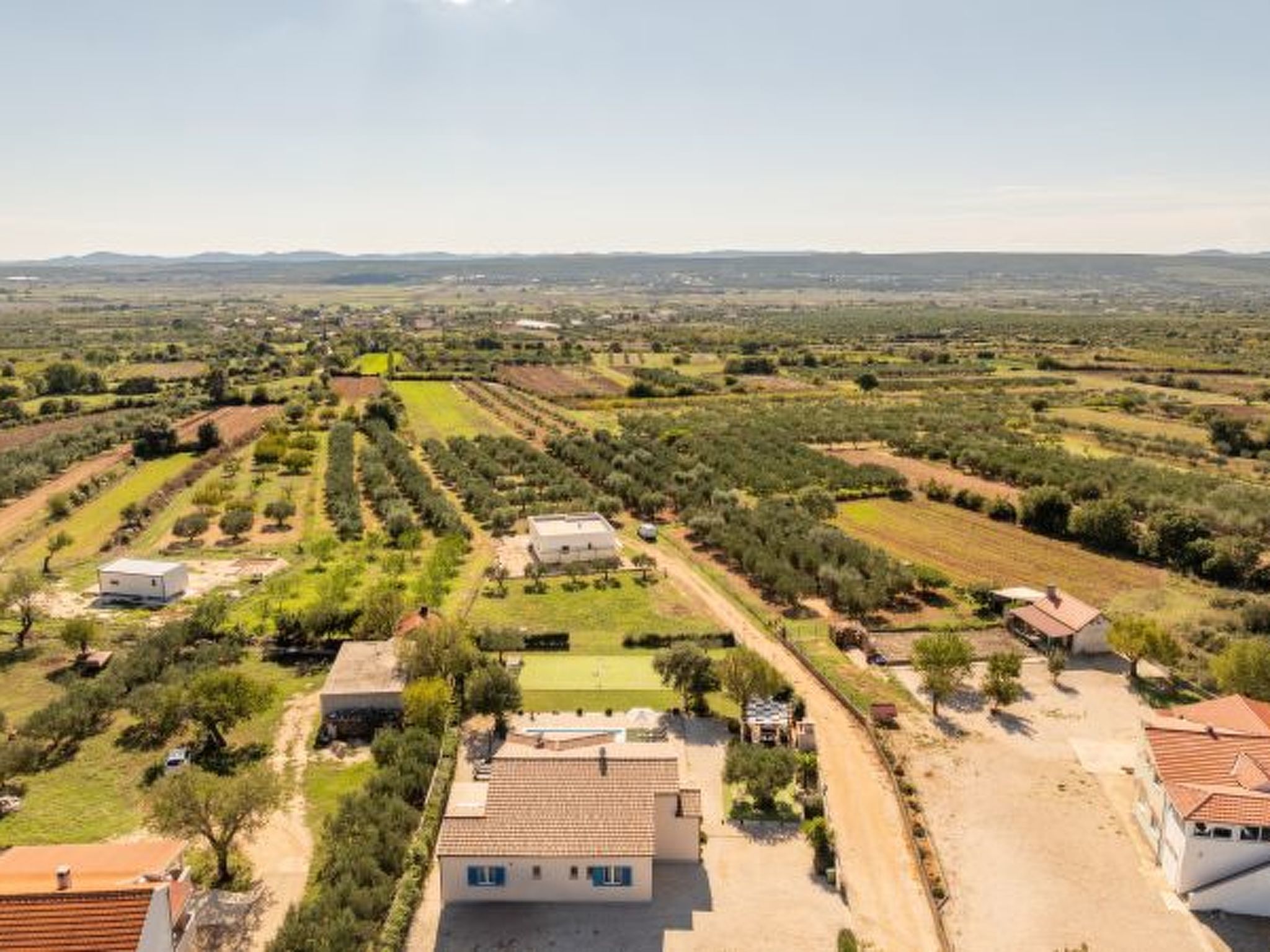 Casa Kamber with pool - Image-tags.info