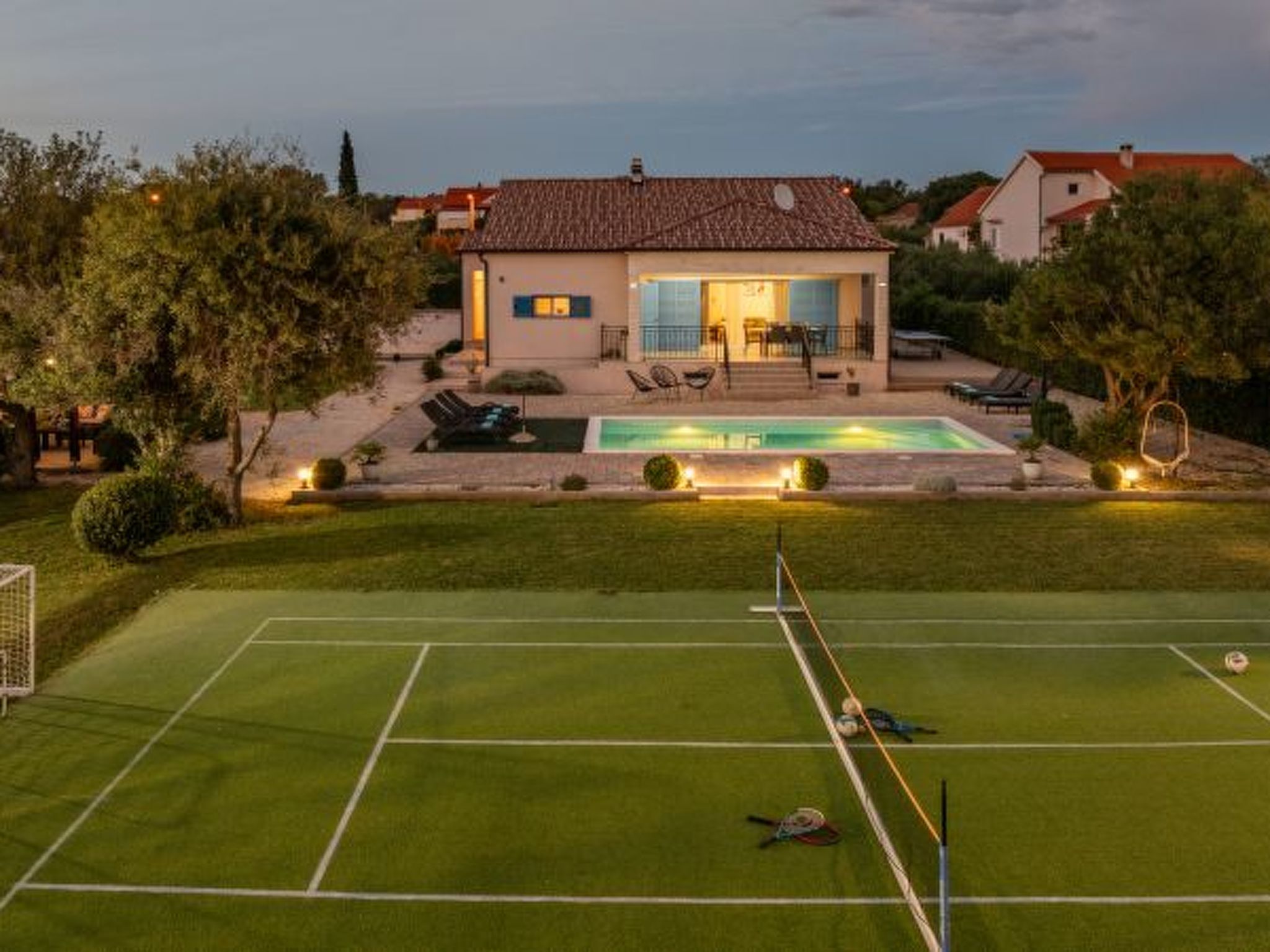 Casa Kamber with pool - Image-tags.info