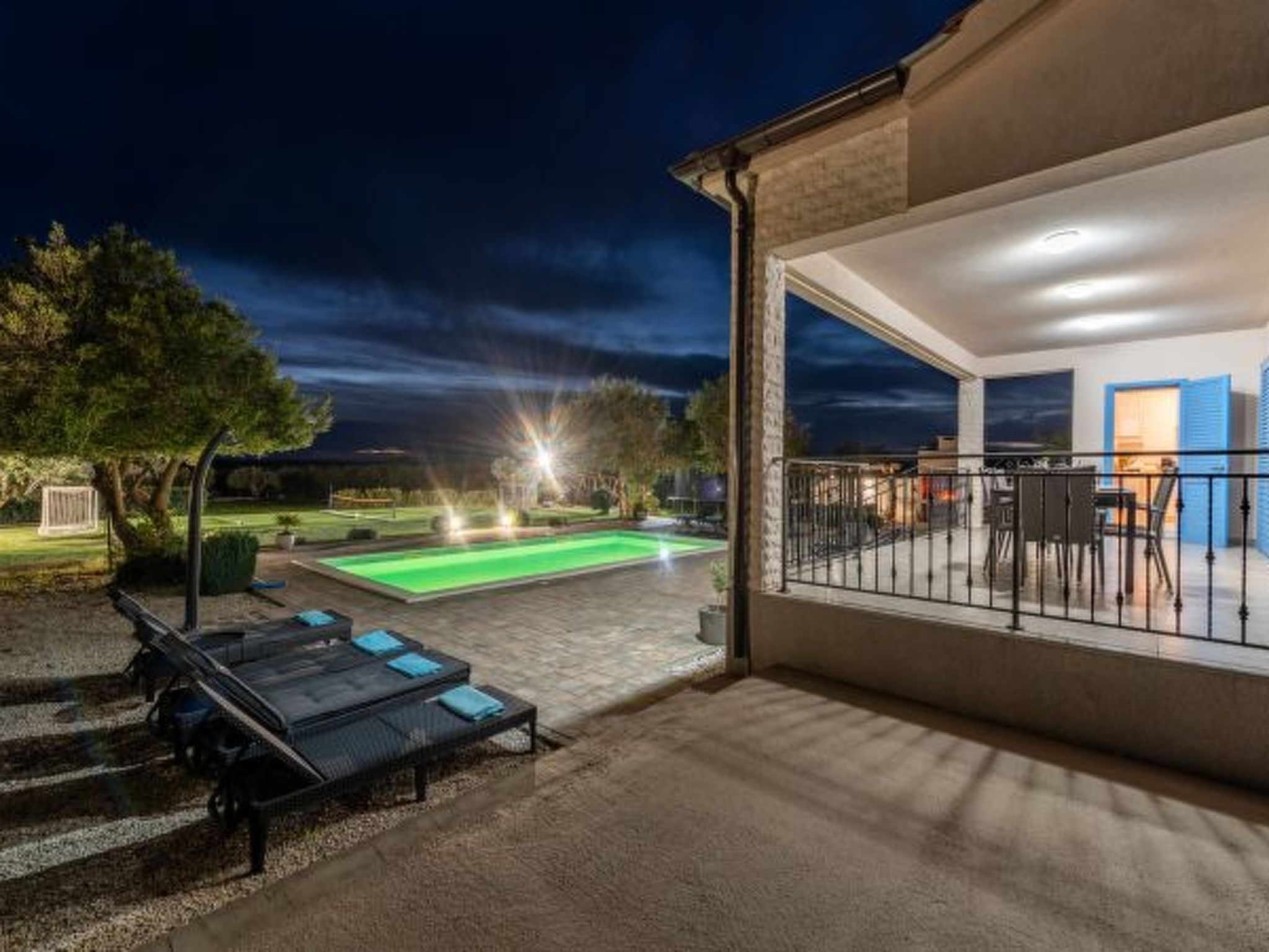 Casa Kamber with pool - Image-tags.info