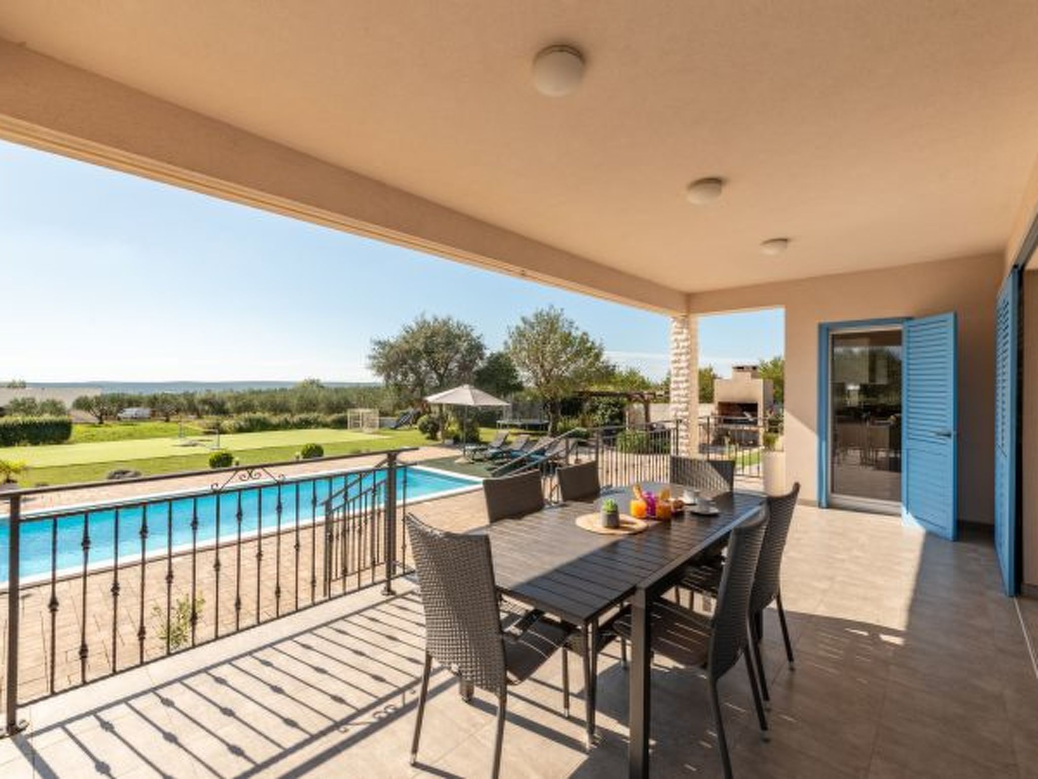 Casa Kamber with pool - Image-tags.info