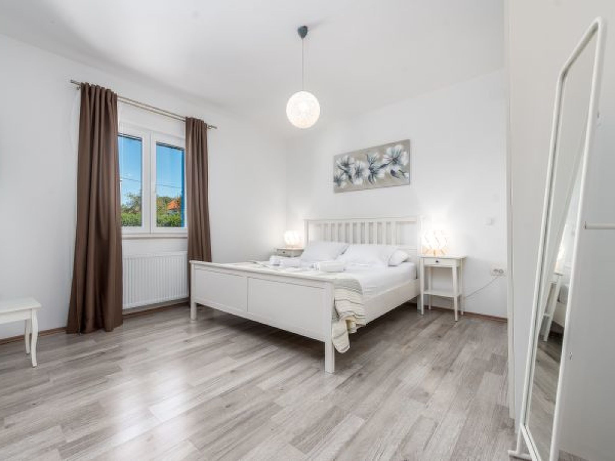 Casa Kamber with pool - Image-tags.info