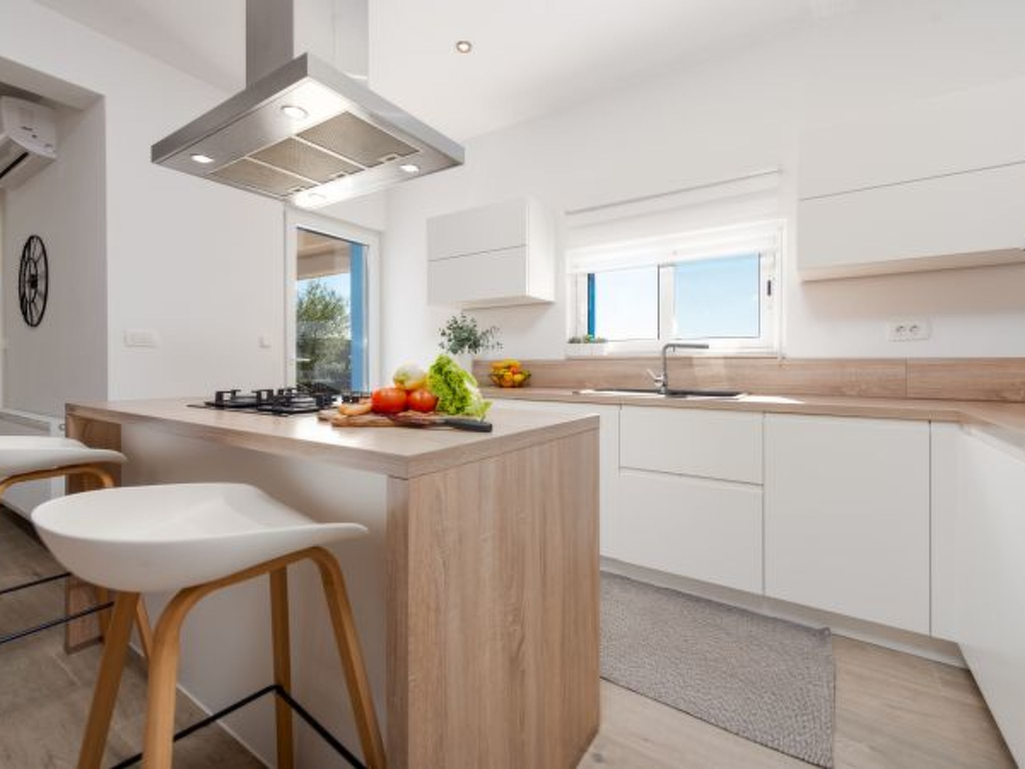 Casa Kamber with pool - Image-tags.info