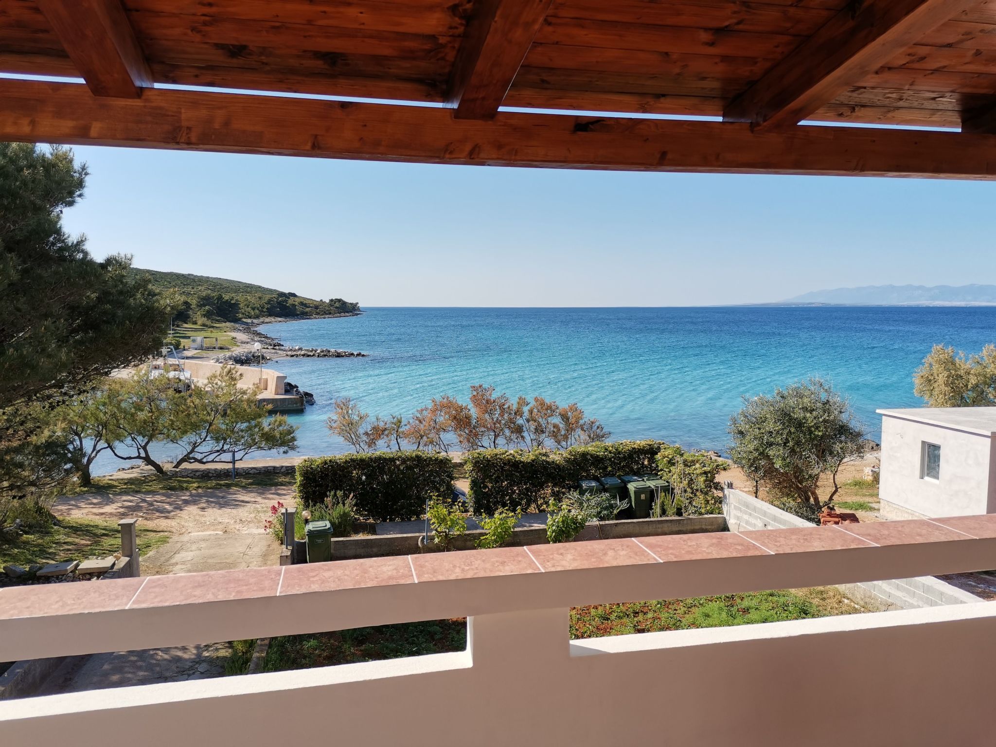 Wunderschöne Ferienwohnung in Ugljan mit Terrasse-Binnen