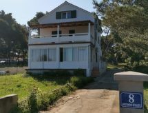 Nieuw appartement op 30 meter van zee in Ugljan met tuin en terras - thumbnail 4