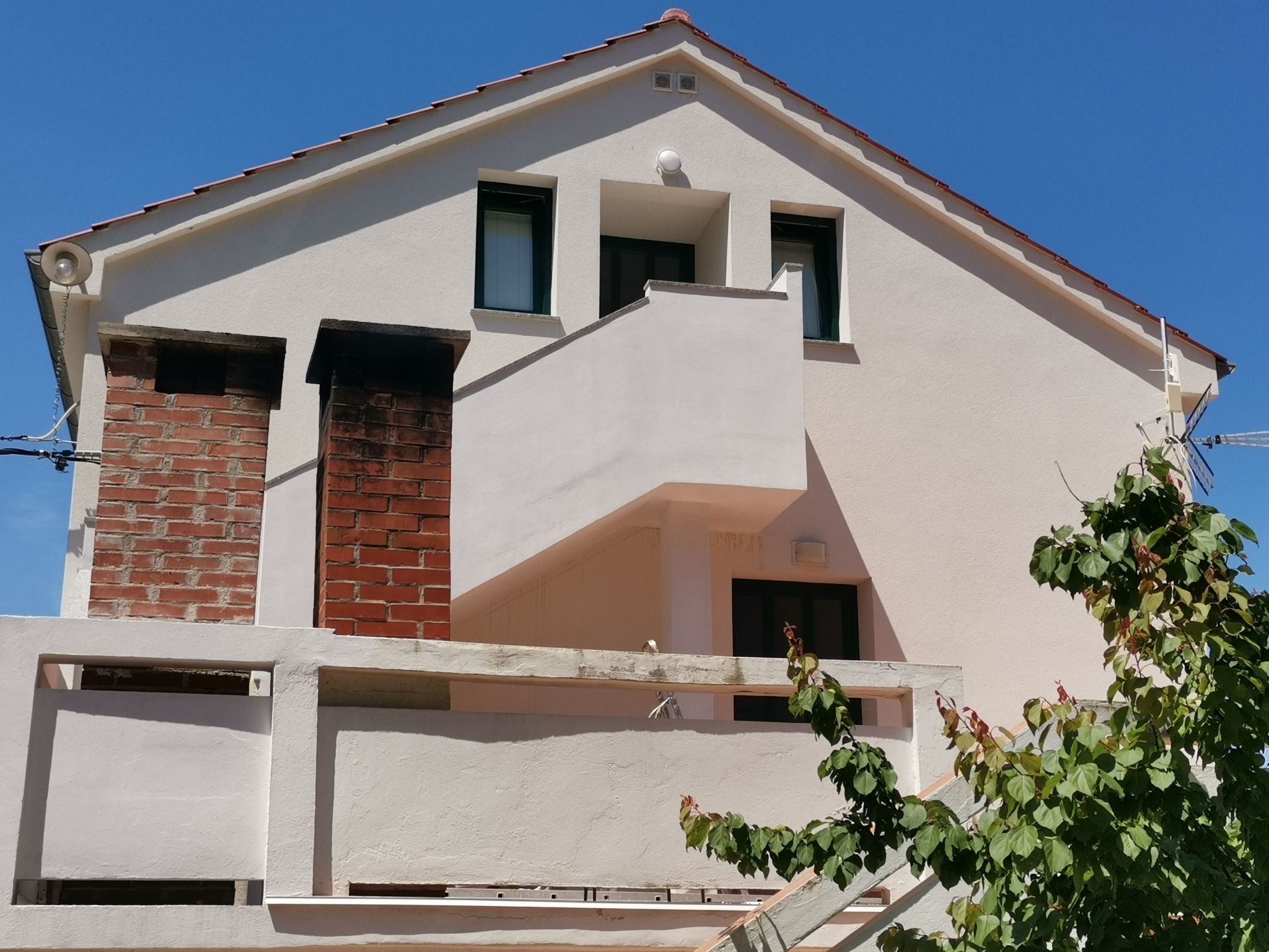 Appartement Porat in Ugljan mit Garten und Terrasse-Binnen