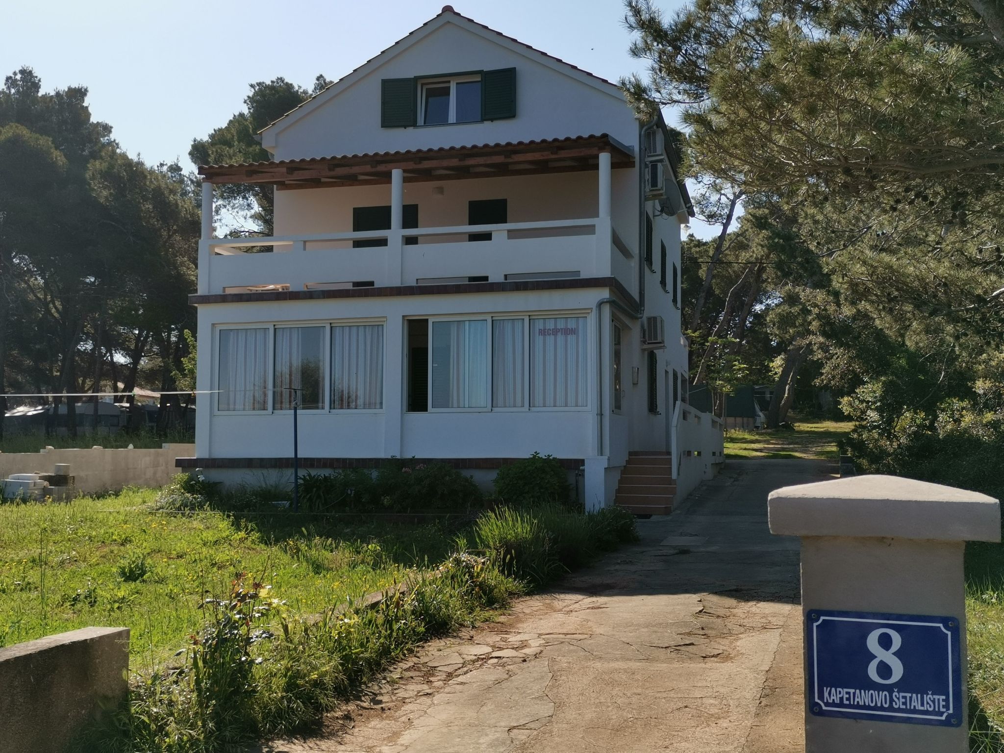 Appartement Porat in Ugljan mit Garten und Terrasse-Binnen
