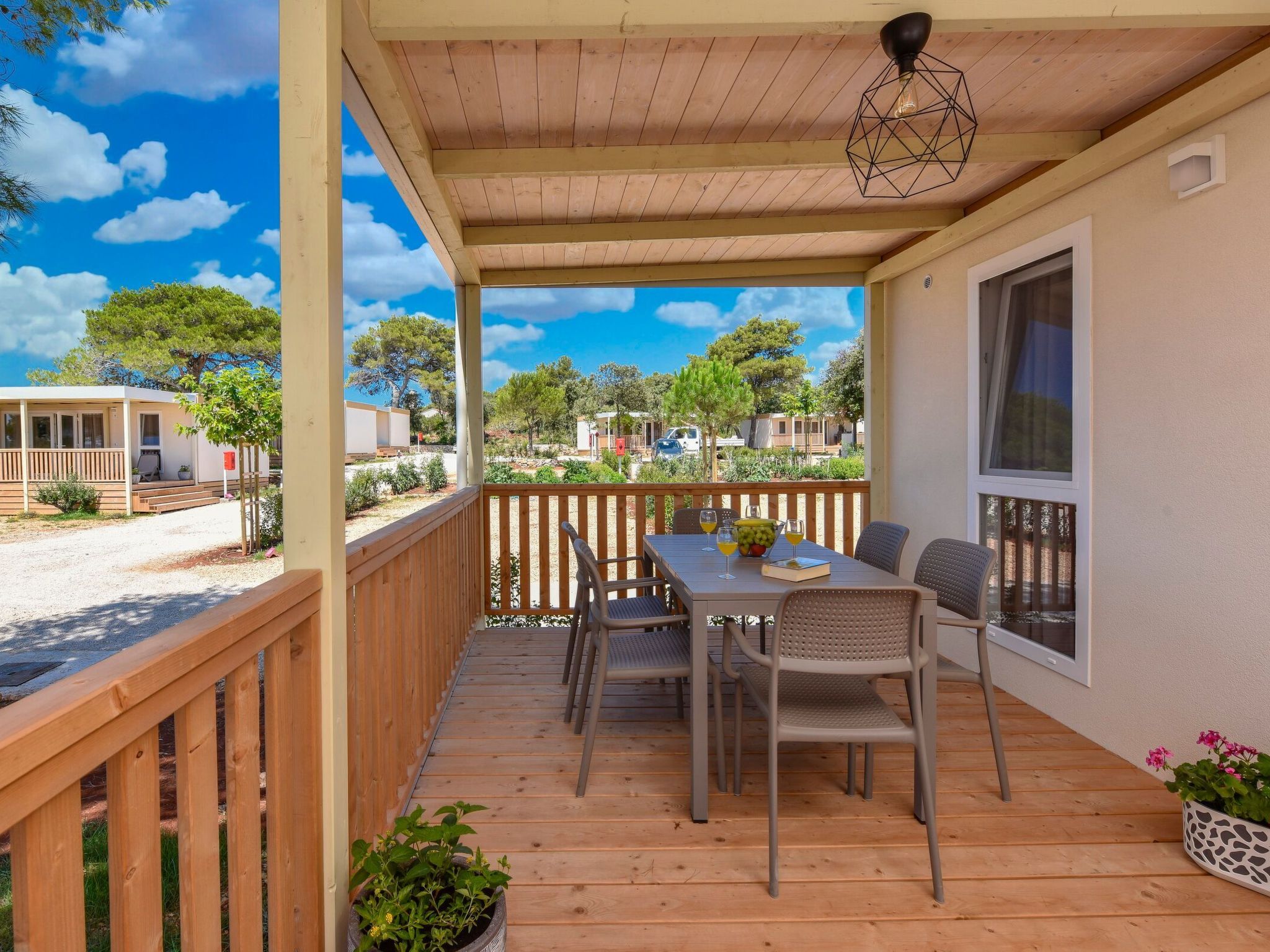 Mobilheim direkt am Strand-Drinnen