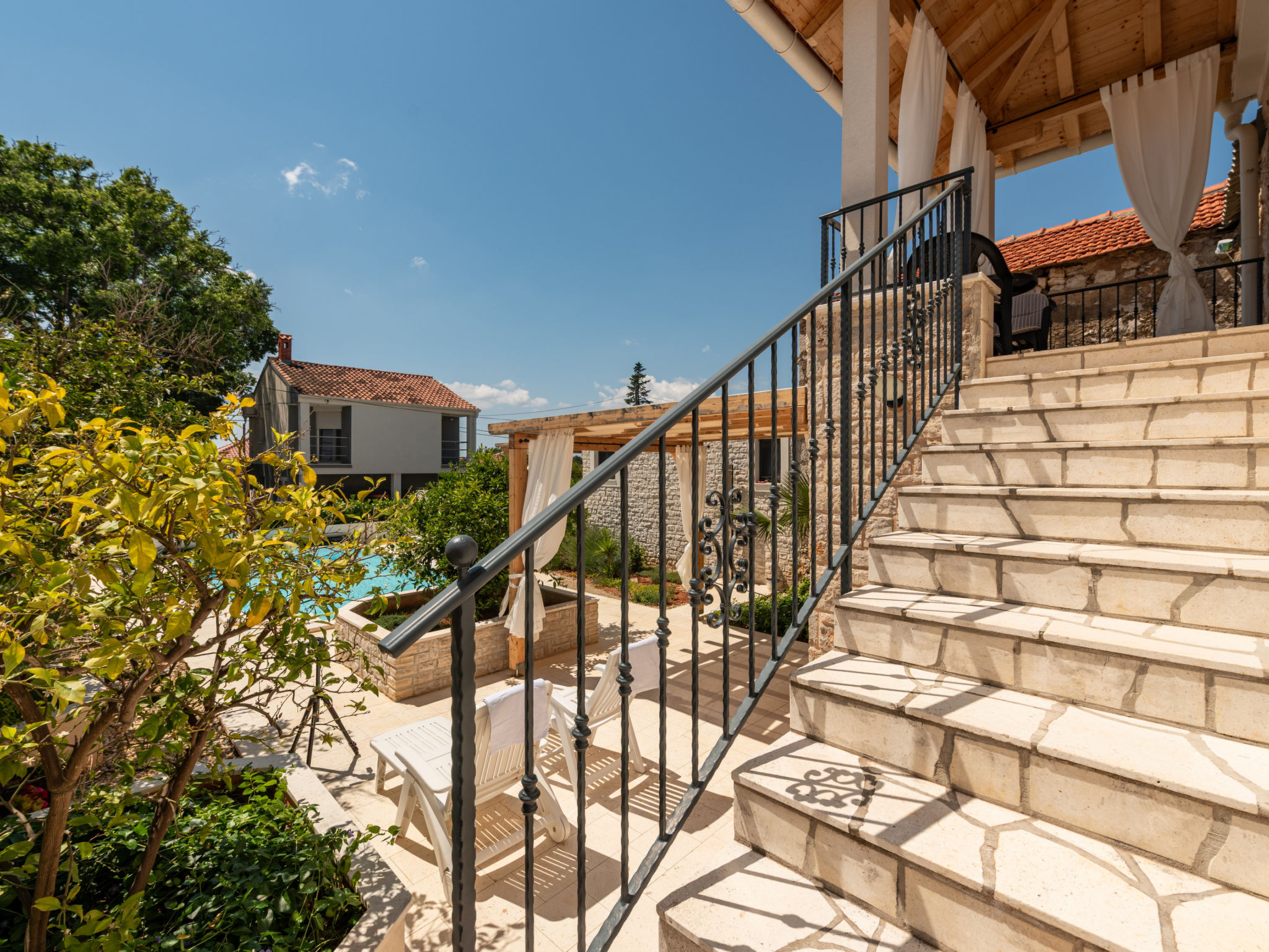Apartment Varos 2+1 with shared pool