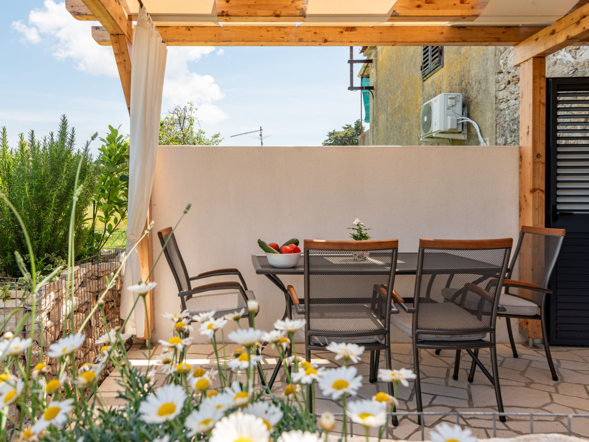  — Terrace (5 of 39)
