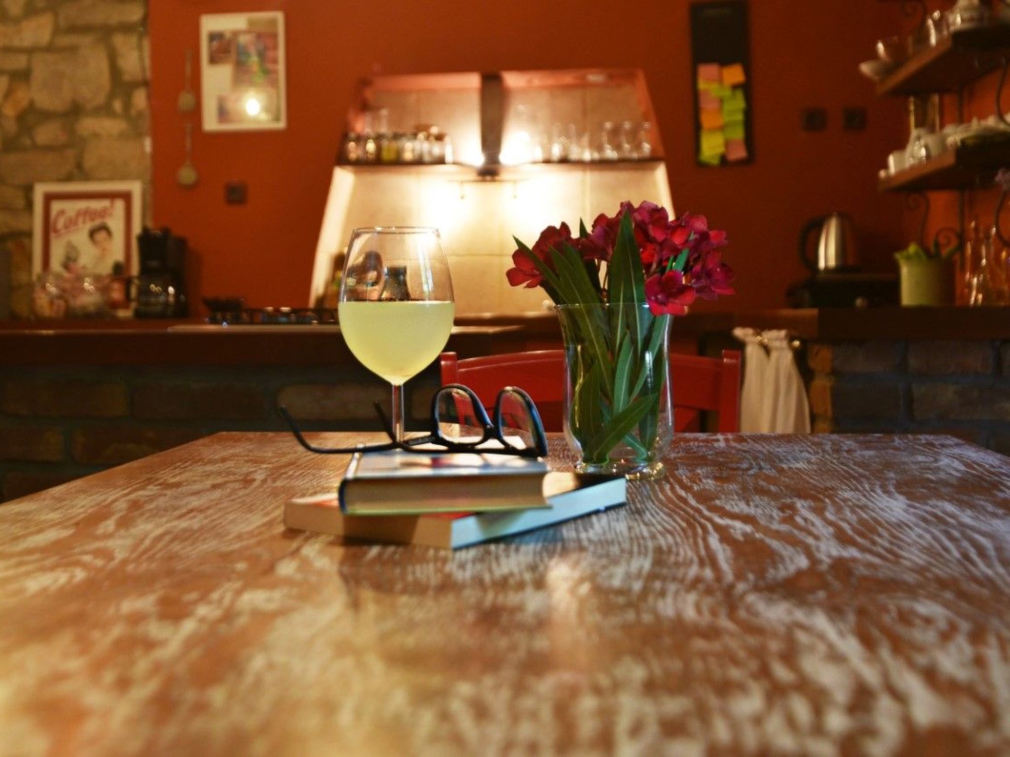 Steinhaus in Strandnähe mit Whirlpool-Binnen