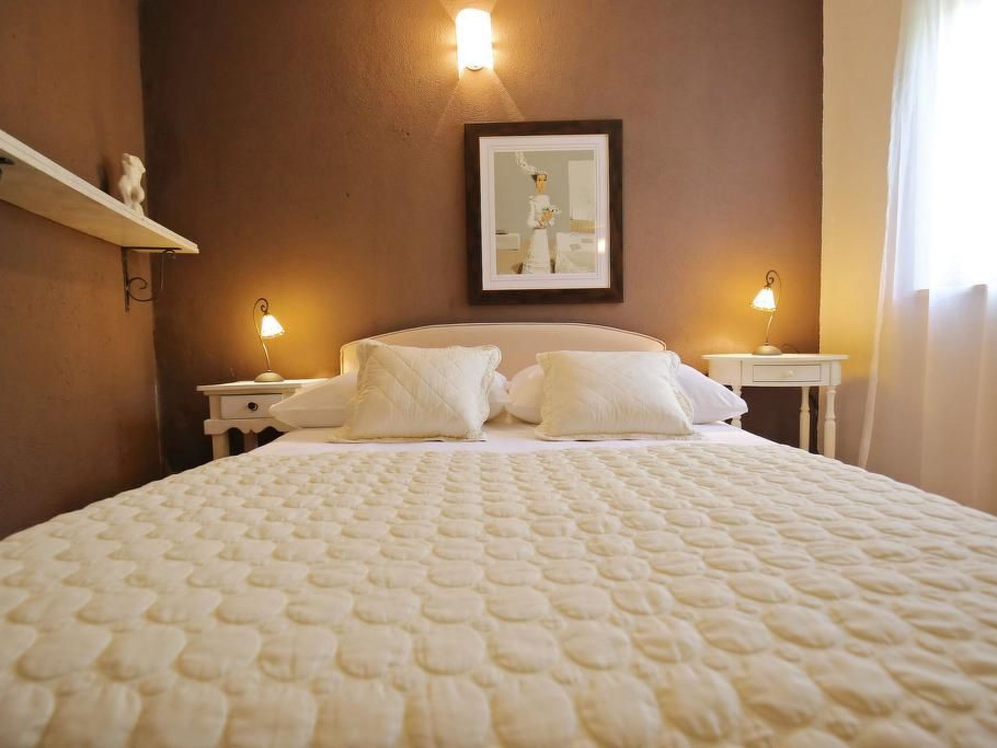 Steinhaus in Strandnähe mit Whirlpool-Binnen