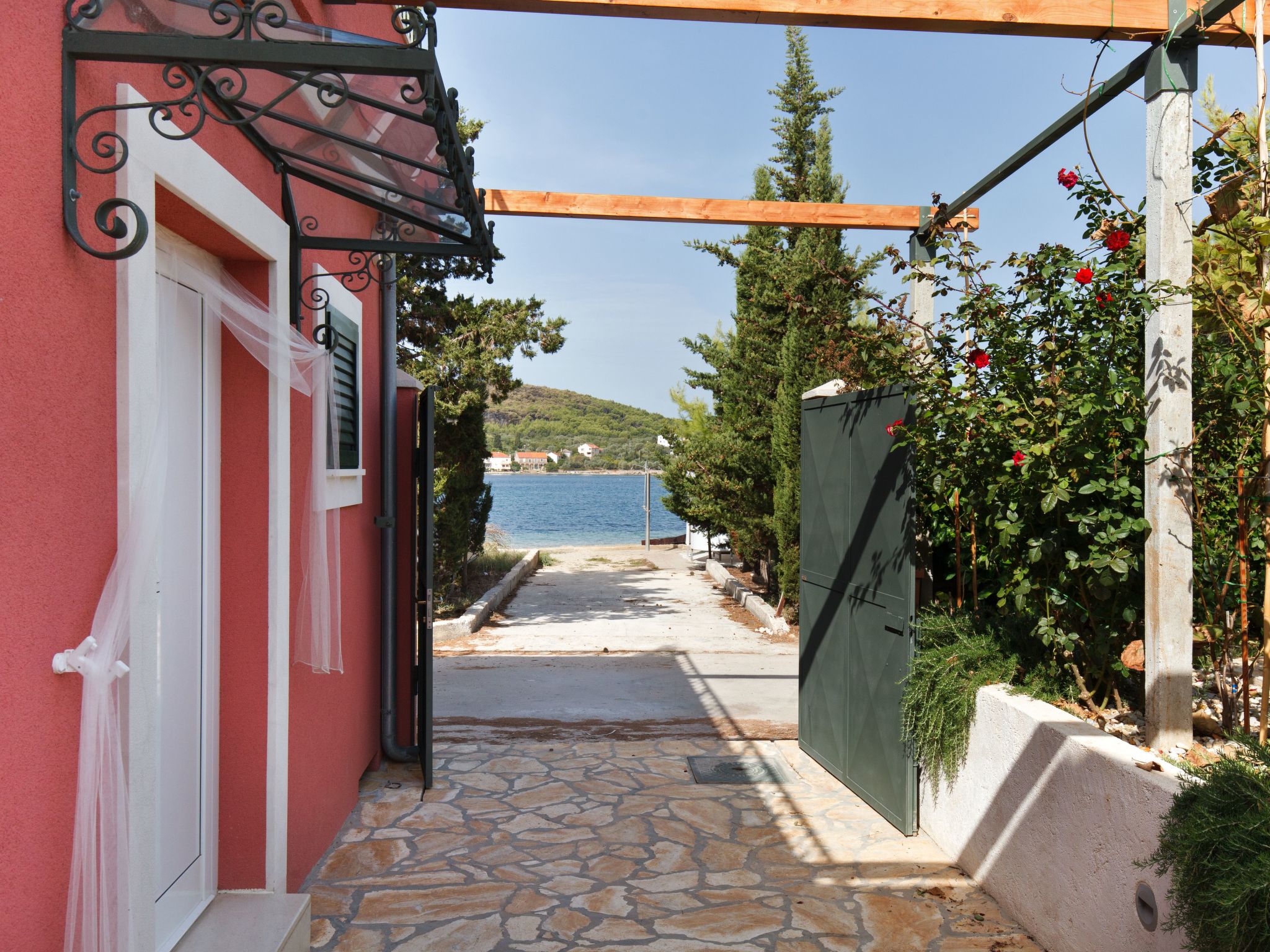 Luxuriöses Haus direkt am Strand, große Terrasse, Pool-Image-tags.info