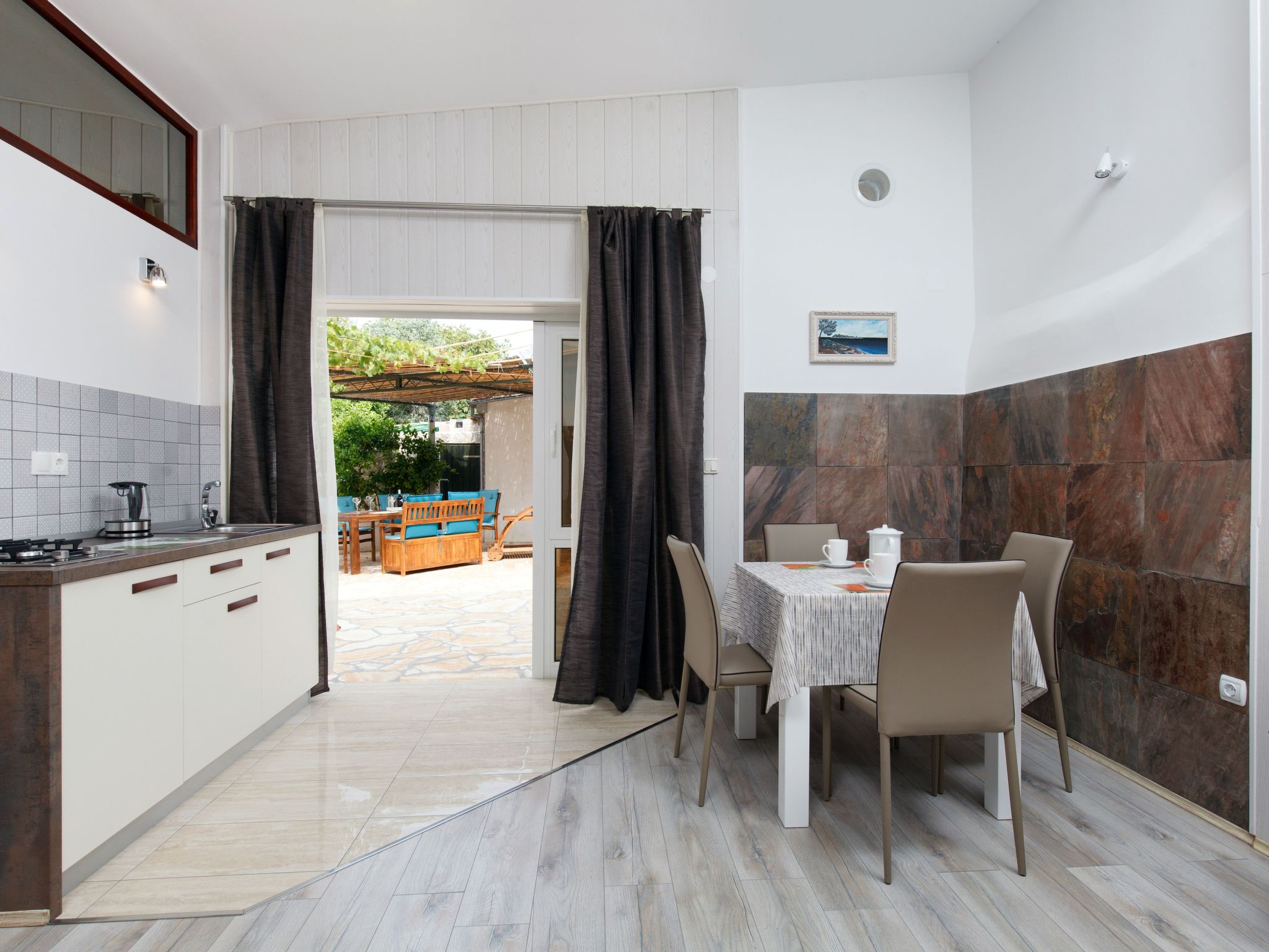 Luxuriöses Haus direkt am Strand, große Terrasse, Pool-Image-tags.info